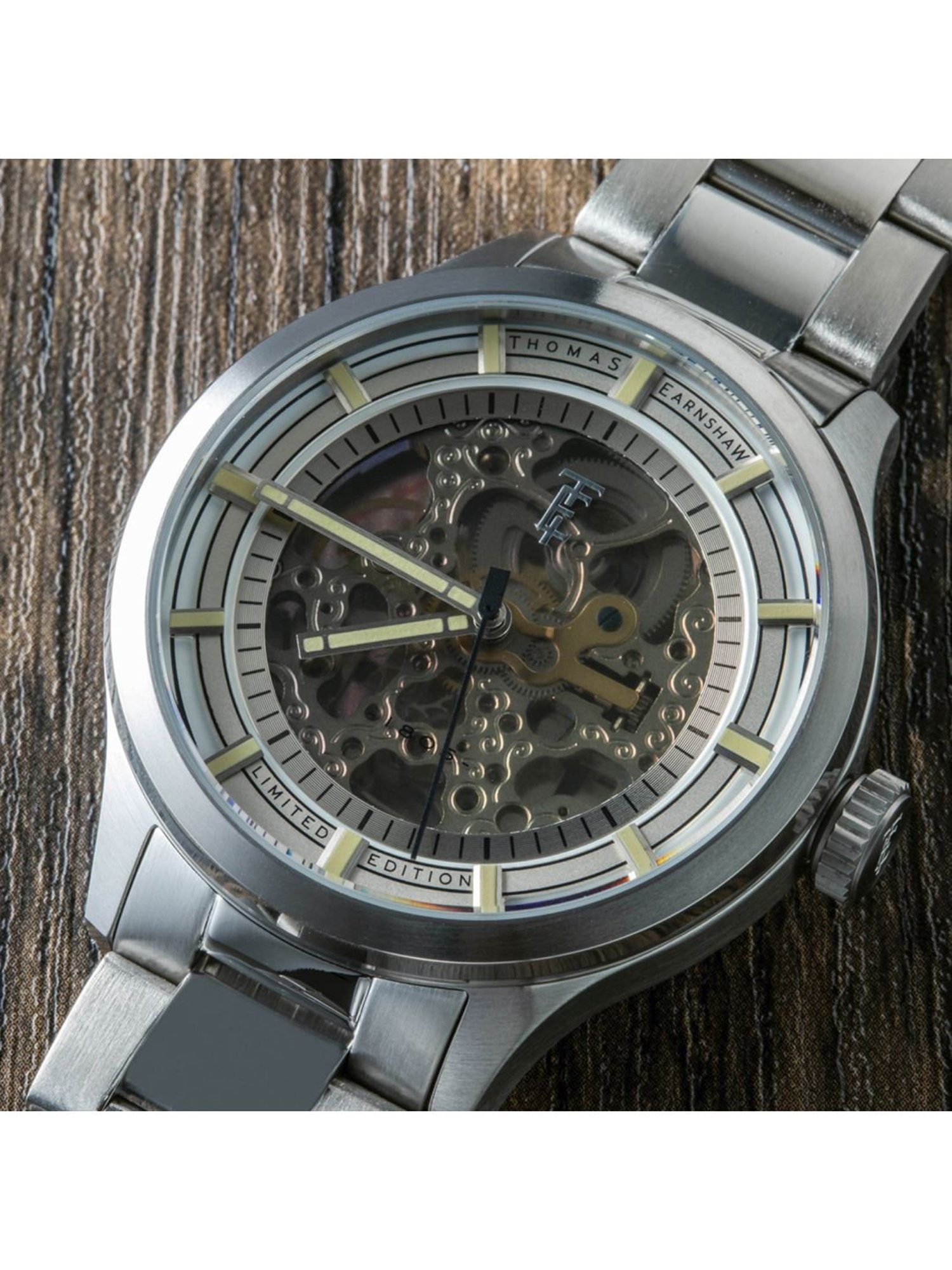 Earnshaw ES-8257-22 Scott Analog Watch for Men