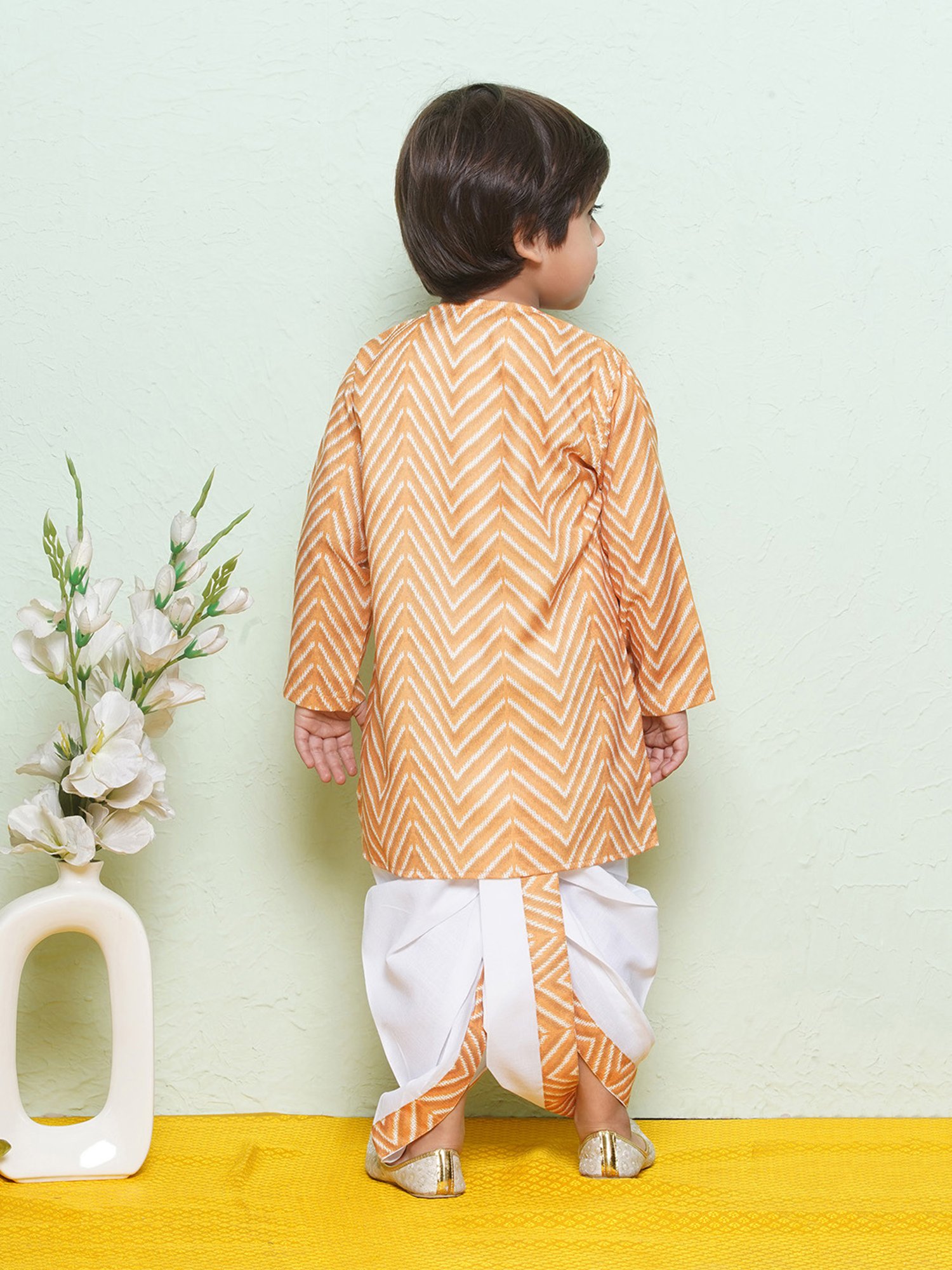 VASTRAMAY Kids Pink & White Floral Print Kurta Set