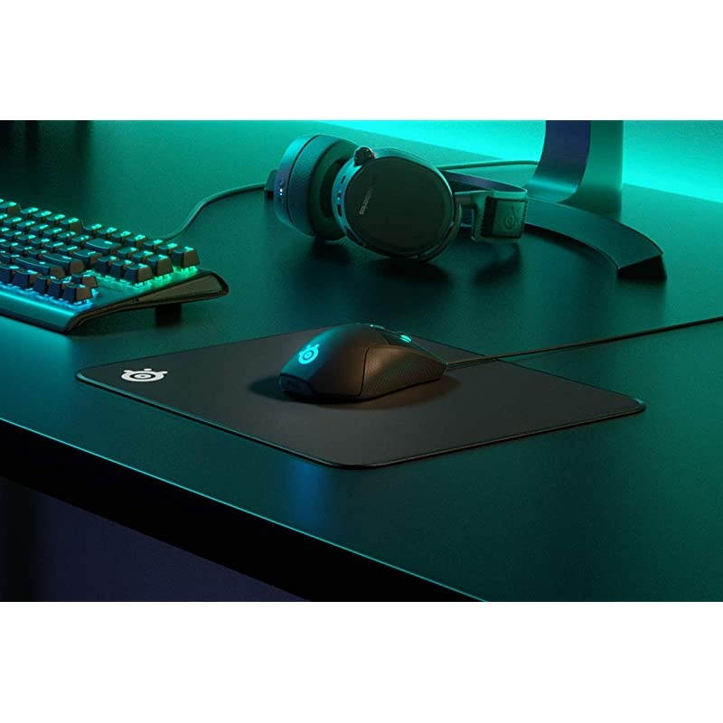 QcK Gaming Surface Large Stitched Edge Cloth Extra Durable Optimized For Gaming Sensors Black