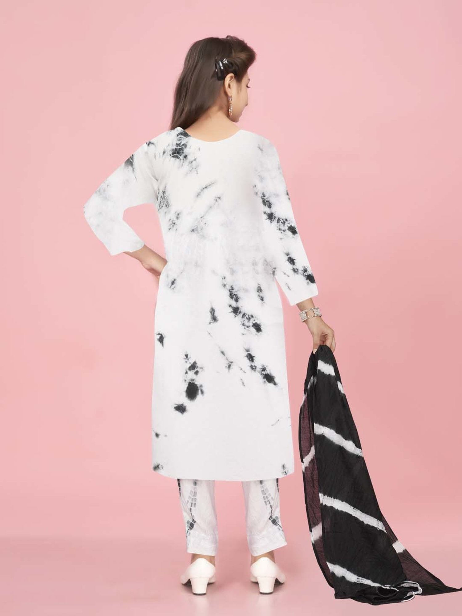 Peppermint Kids Navy Regular Fit Kurta Set