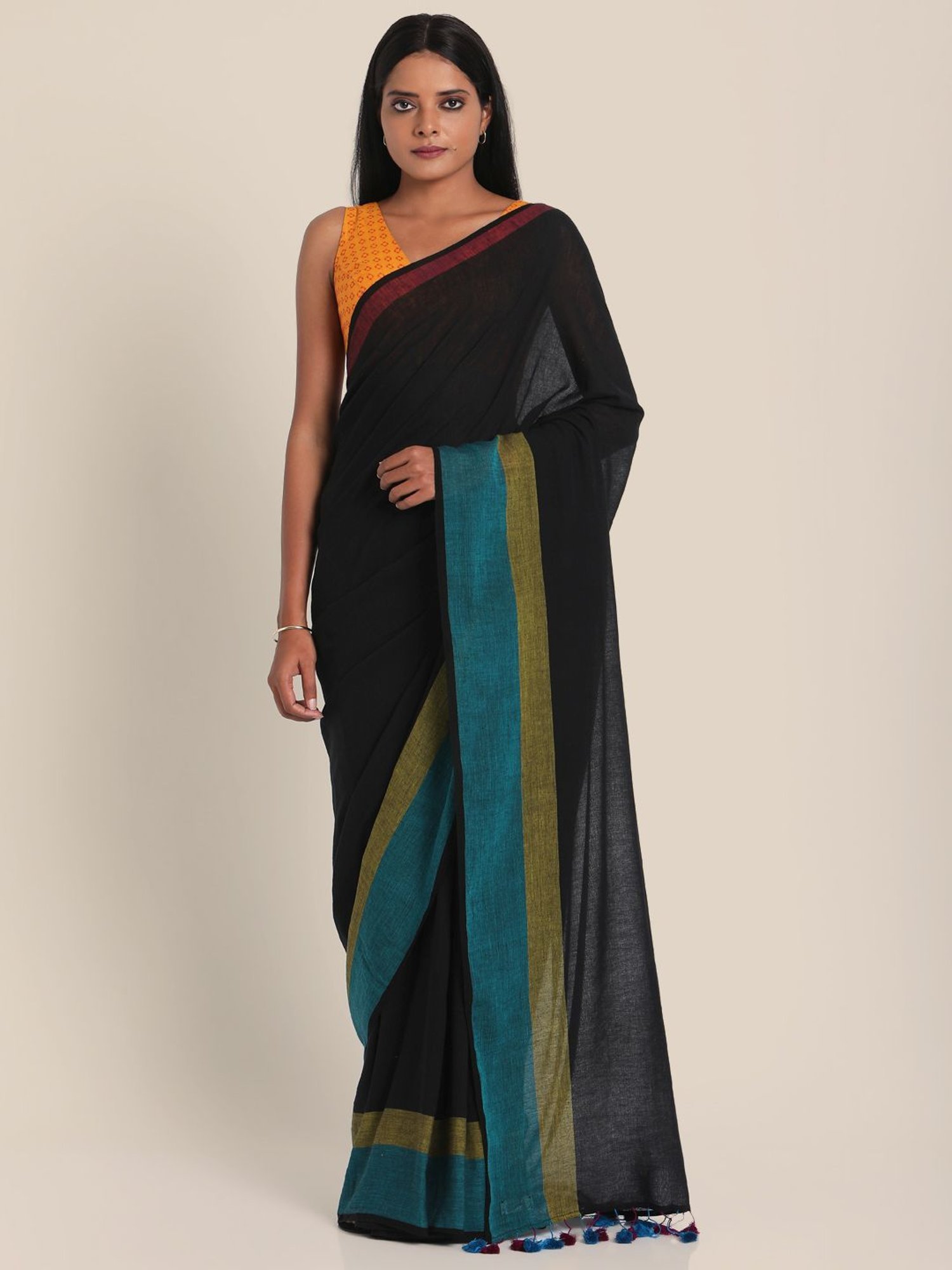 Suta Black Cotton Saree Without Blouse