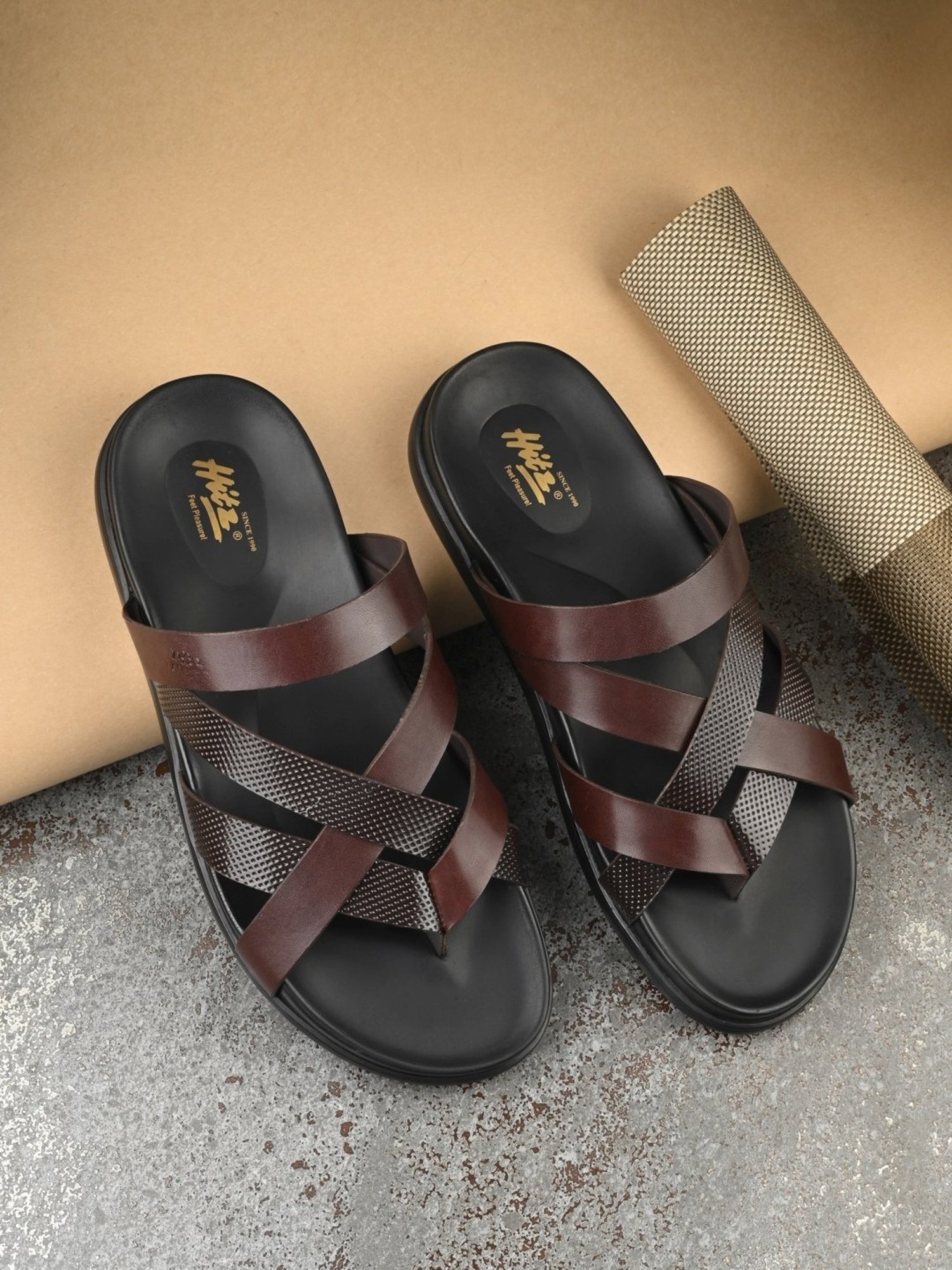 Hitz Men's Brown Toe Ring Sandals