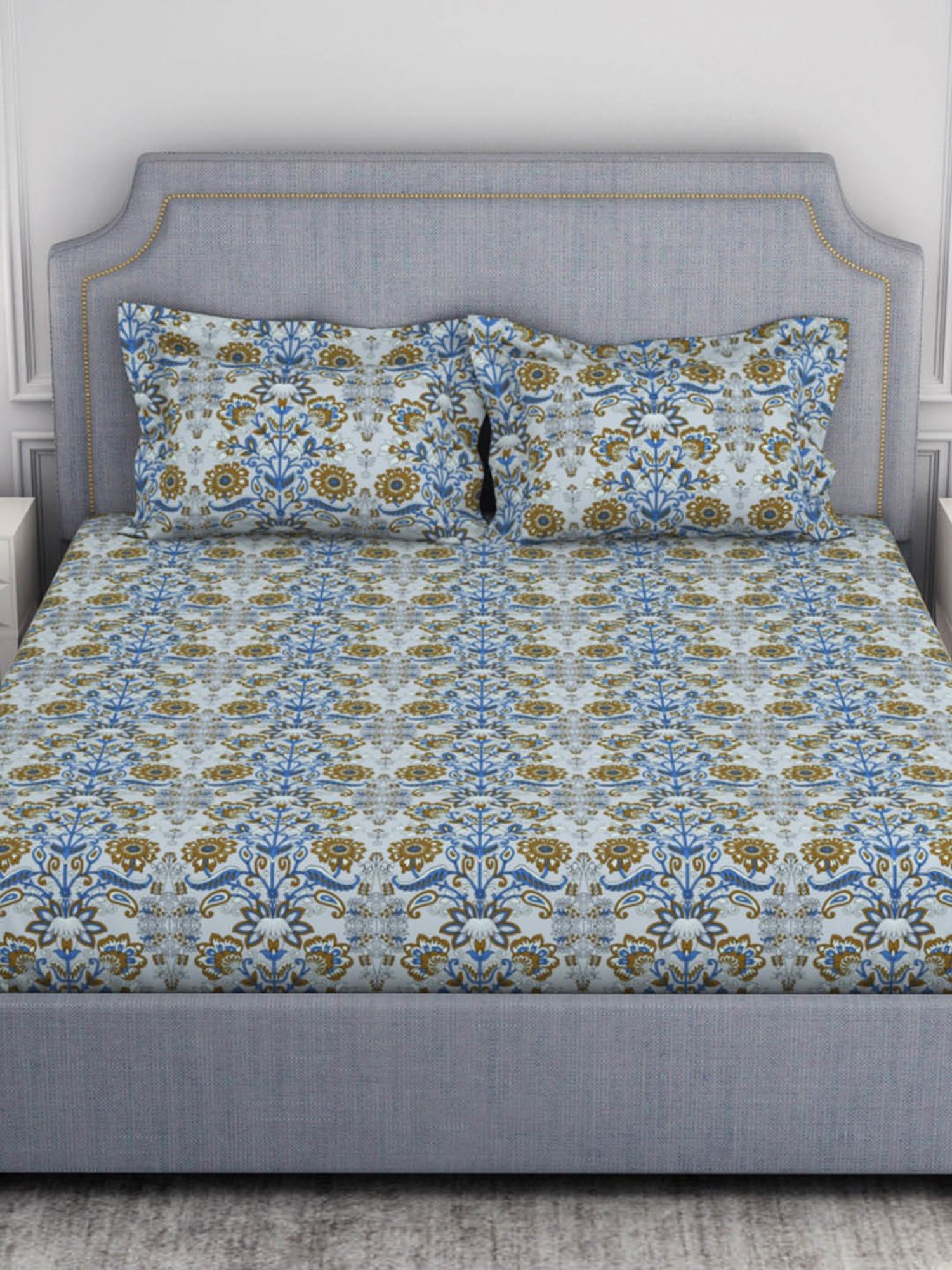 Welspun Adore Abstract Grey 105 TC Microfiber Double Bedsheet with 2 Pillow Covers