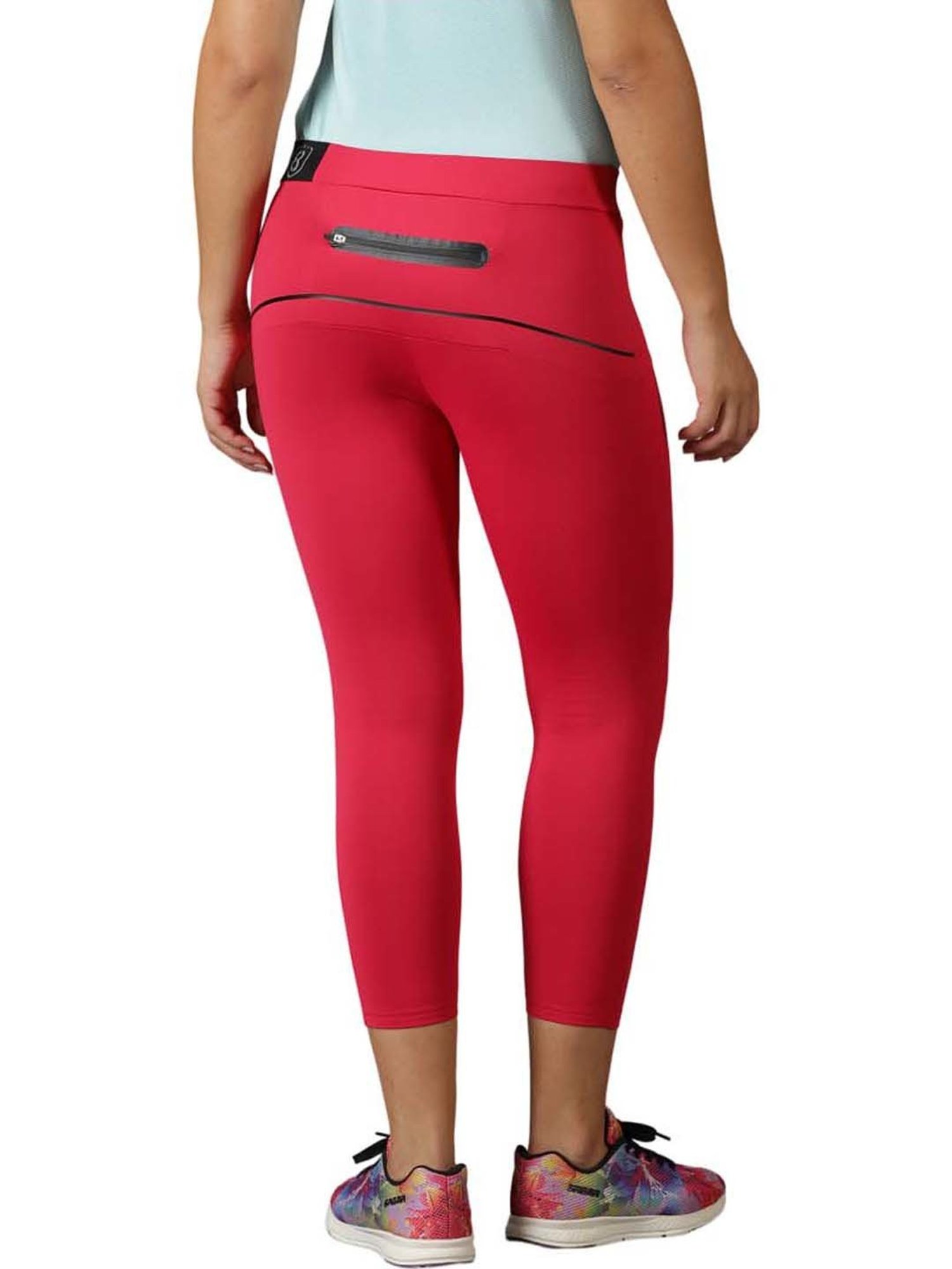 Domin8 Women Slim-Fit Tights With Elasticated Waist & Zipper Pocket