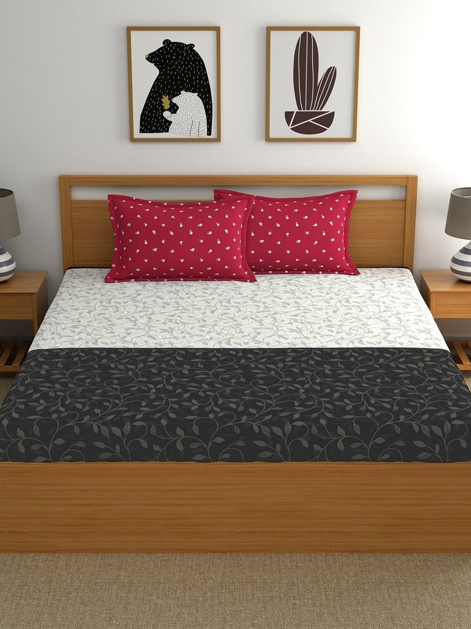 My Room Floral Black & White 140 TC Cotton Queen Bed Sheet with 2 Pillow Covers