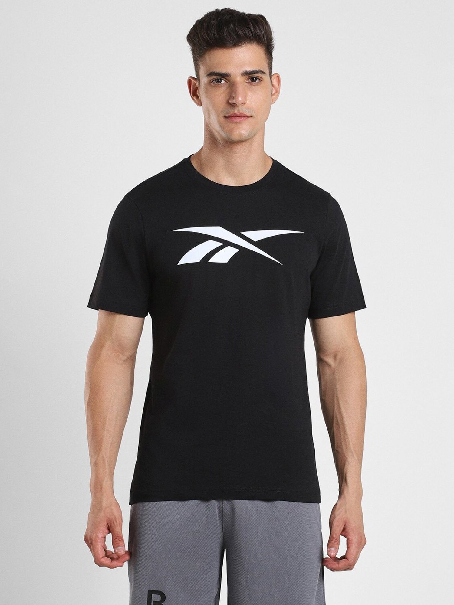 Reebok Black Cotton Regular Fit Printed Sports T-Shirt