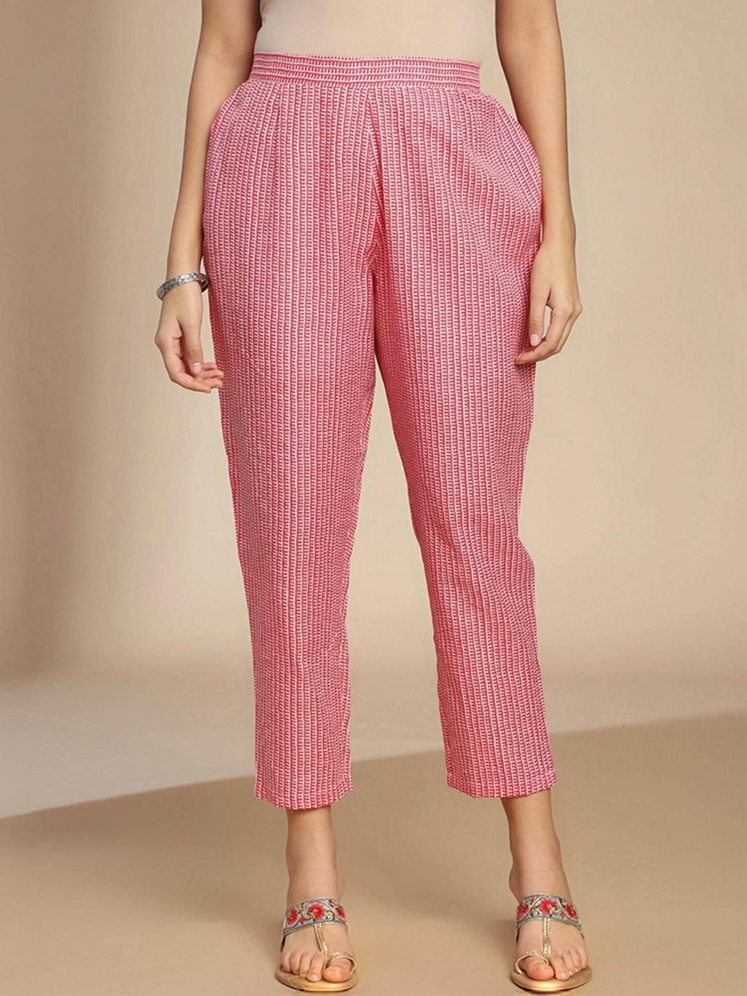 Skylee Pink Cotton Printed Kurta Pant Set With Dupatta