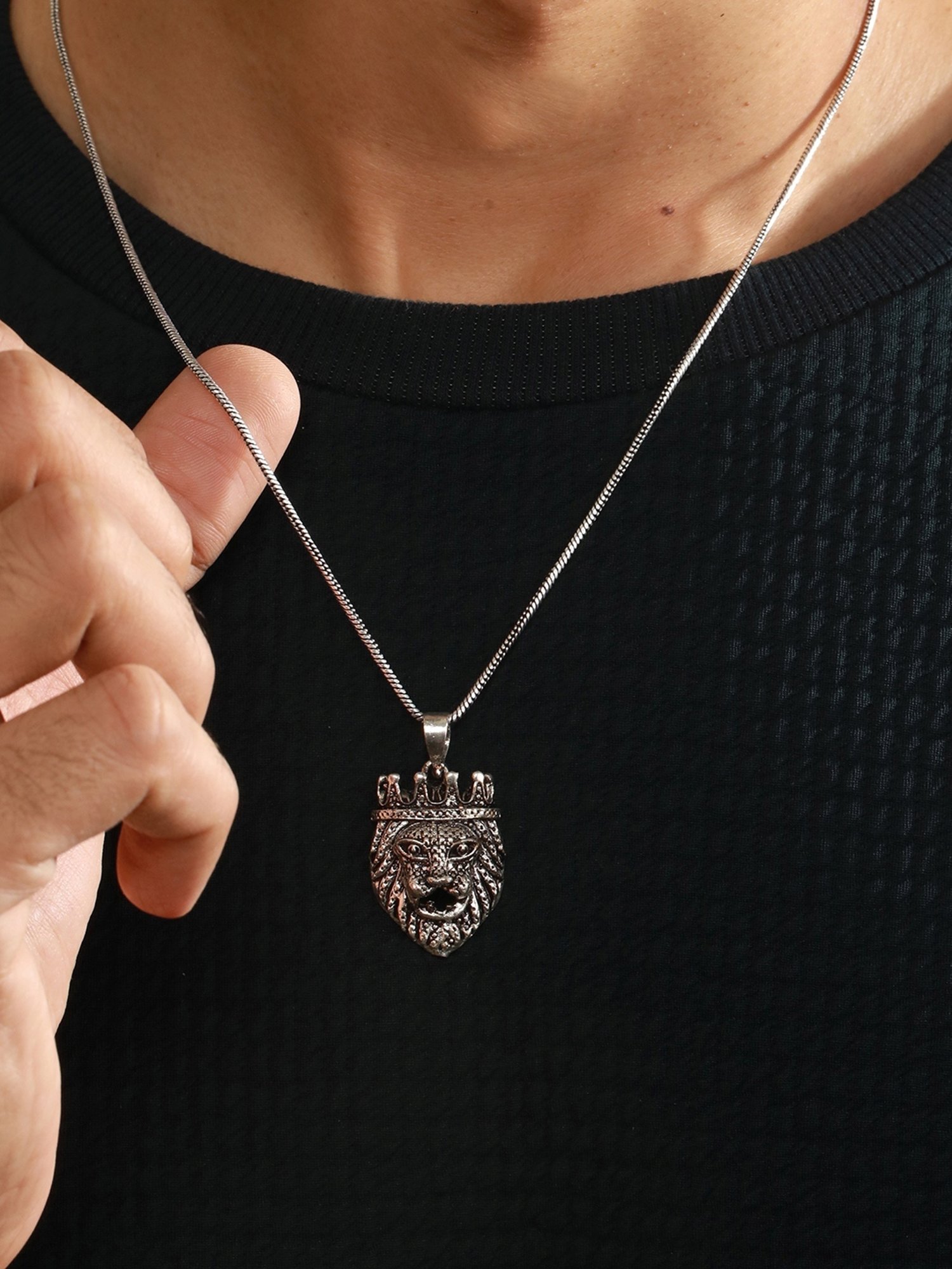 Bold by Priyaasi Crowned King Lion Black Casual Pendant With Chain for Men