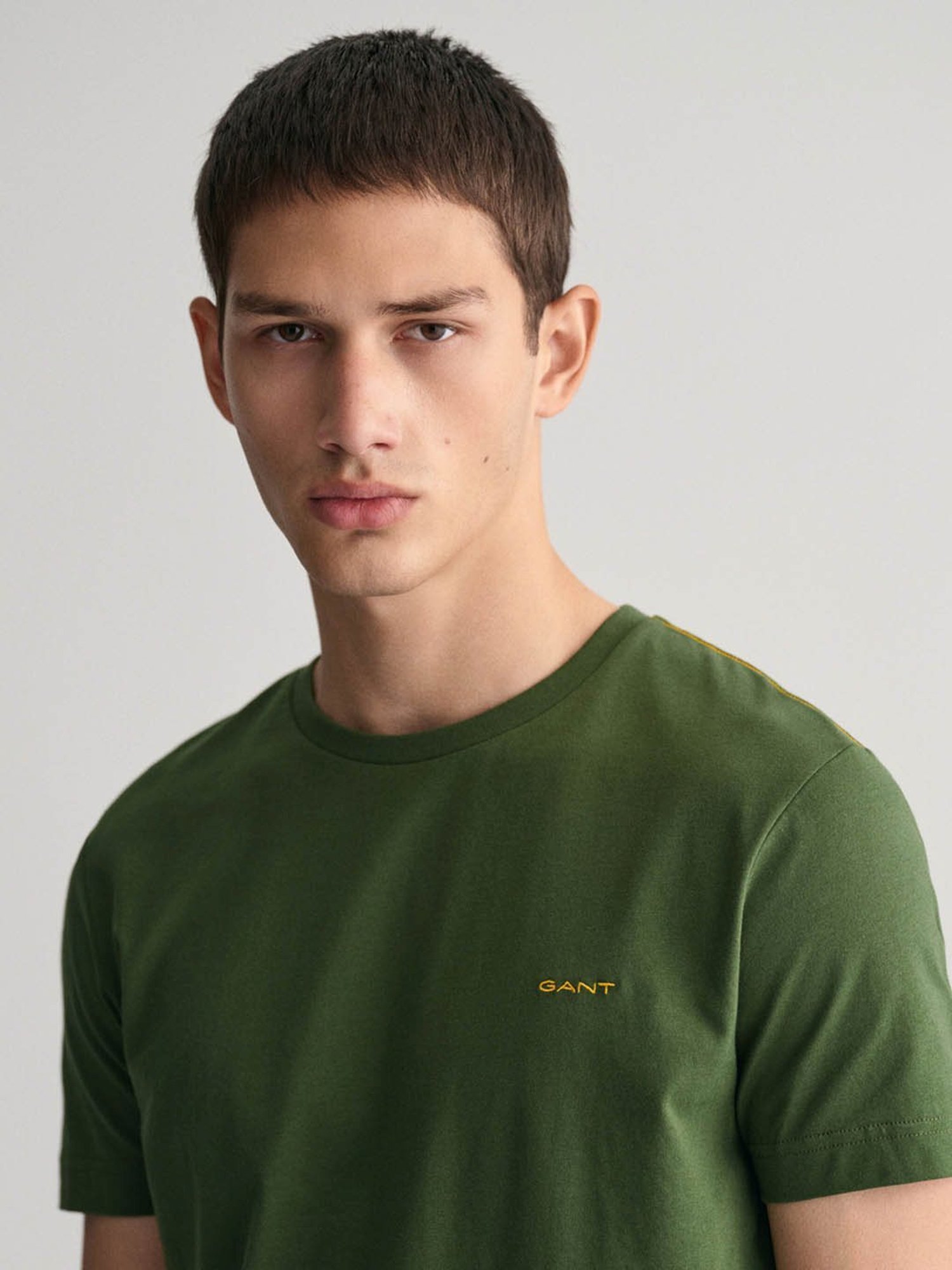 GANT Solid Round Neck Slim Fit T-Shirt