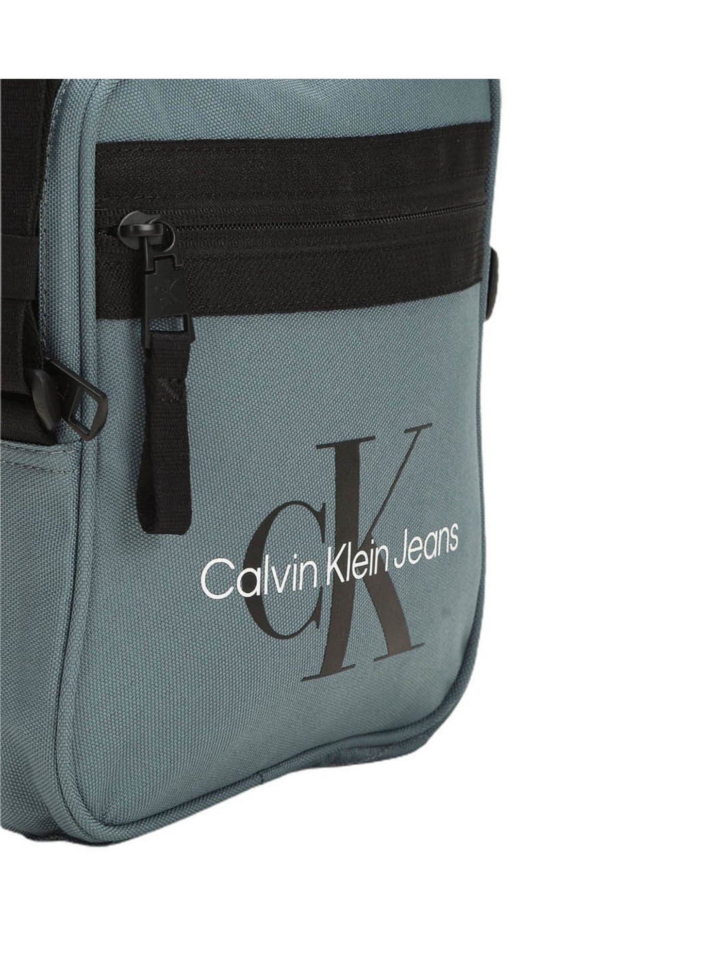 CALVIN KLEIN Goblin Blue Sport Essentials Reporter Medium Cross Body Bag