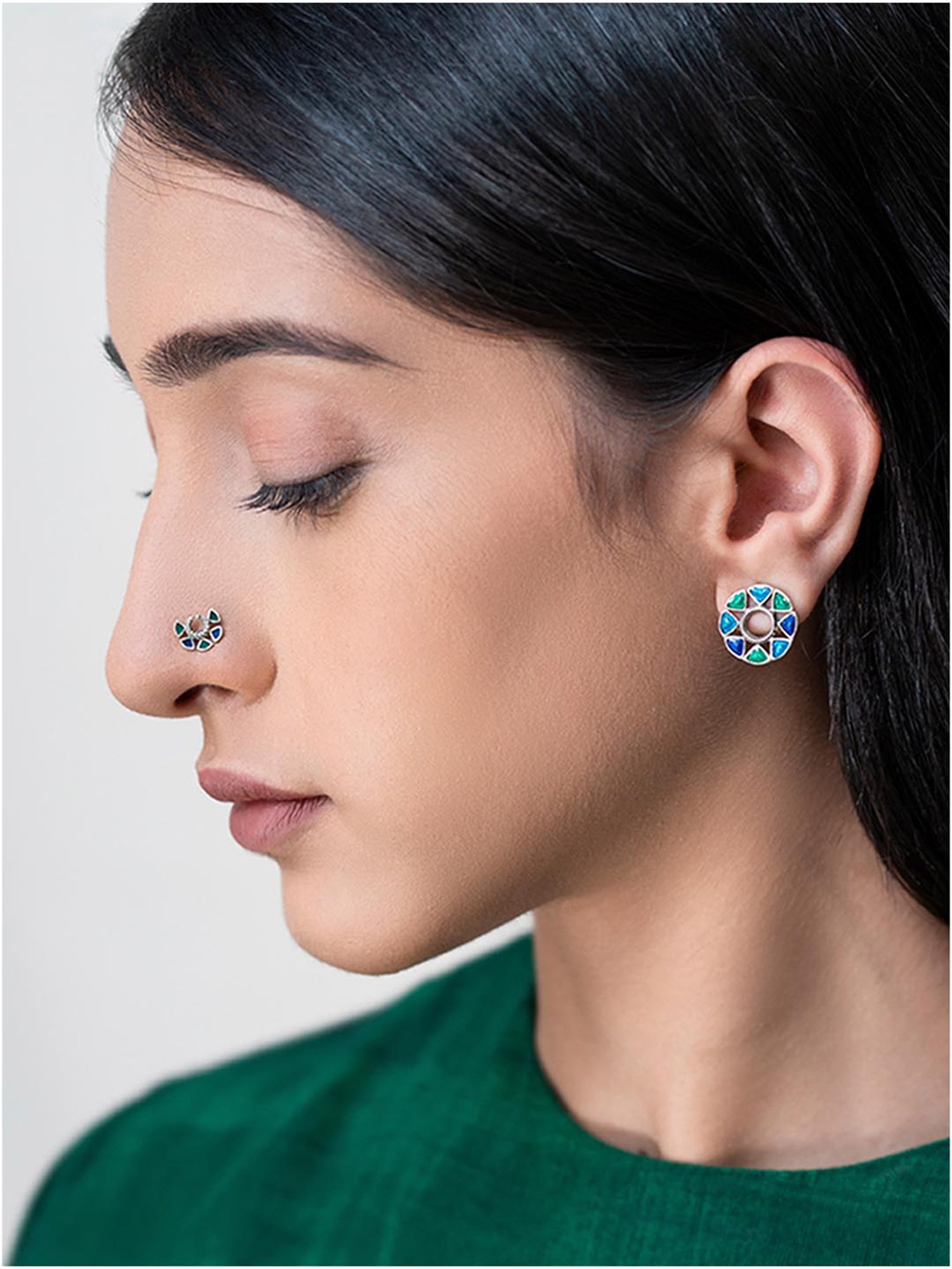 Zavya 92.5 Sterling Silver Floral Nosepin for Women