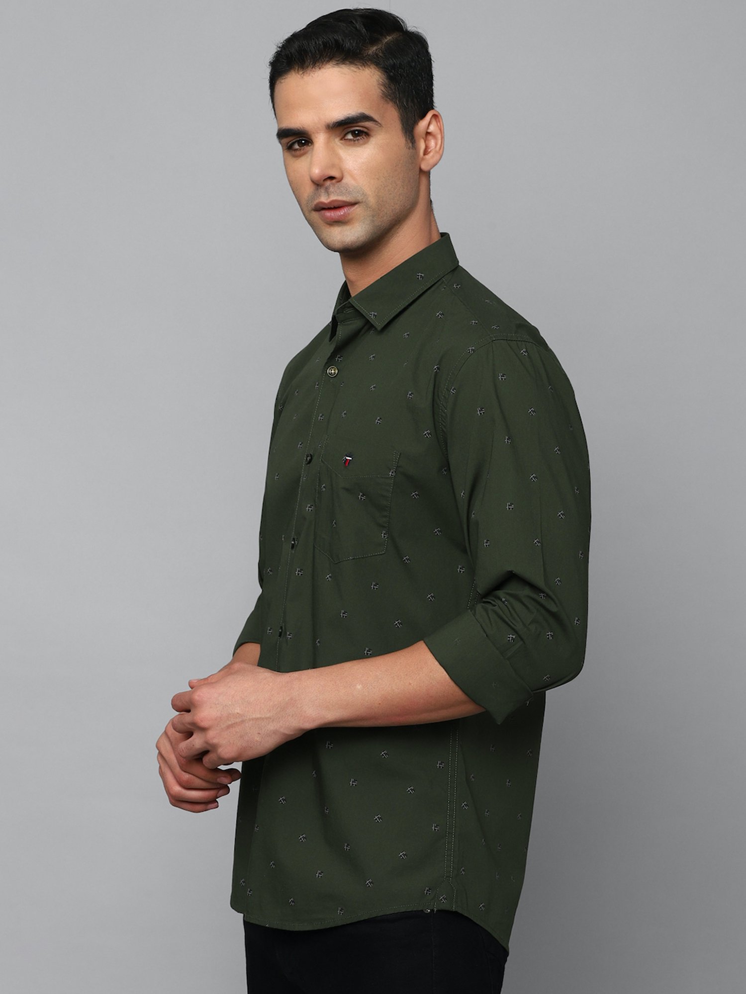 Louis Philippe Sport Green Slim Fit Printed Cotton Shirt