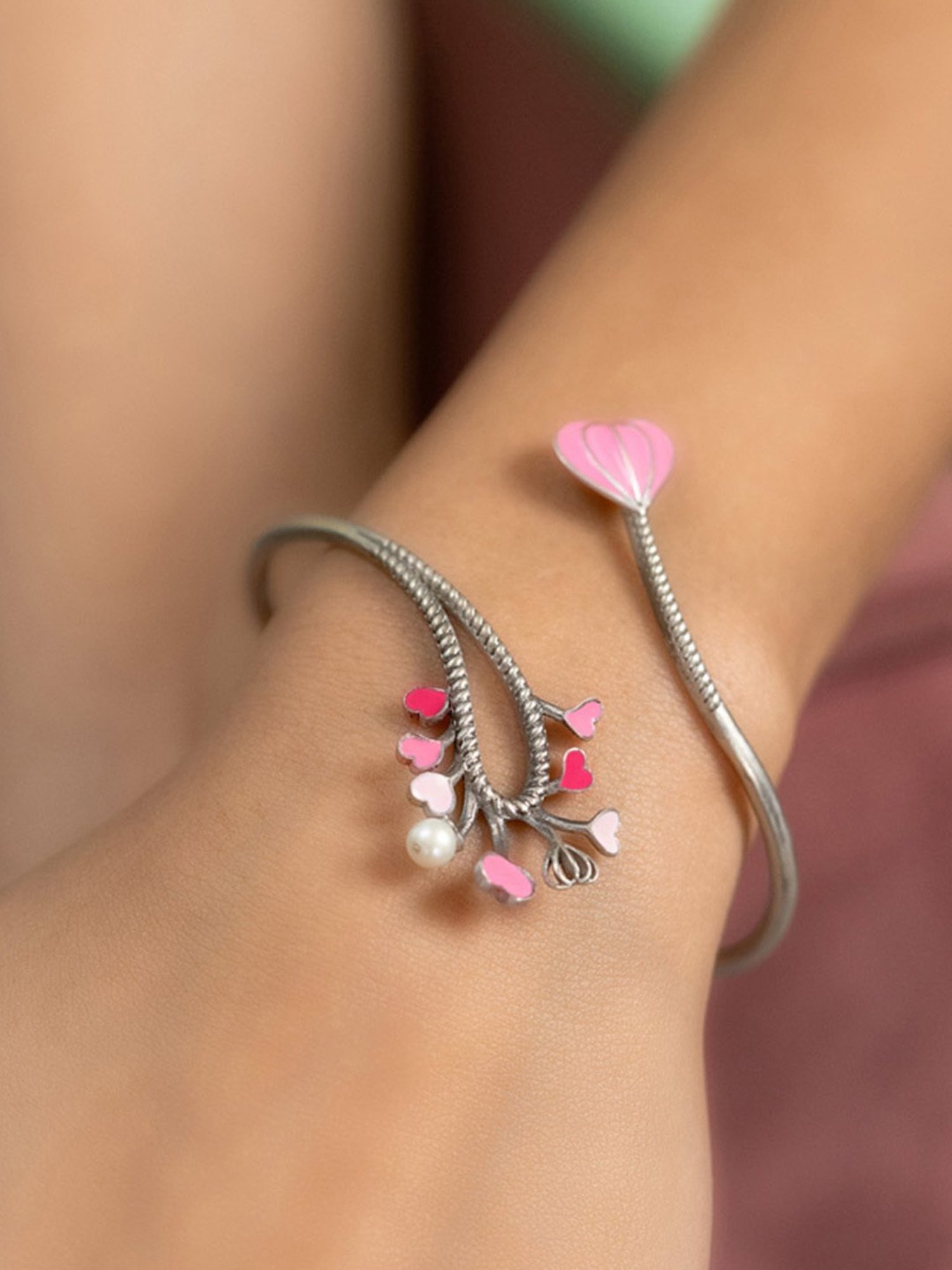 Shaya 92.5 Sterling Silver For the Love of Creative Pursuits Heart Bracelet for Women