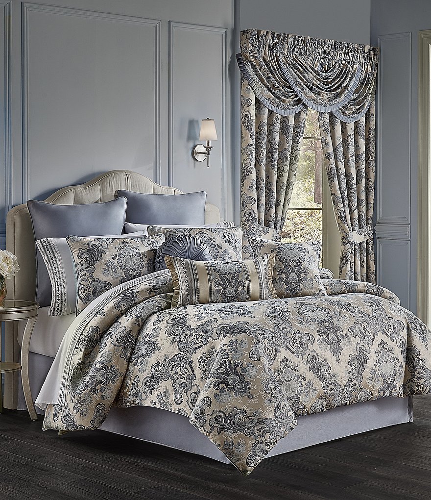 Charisma Belaire Comforter Set