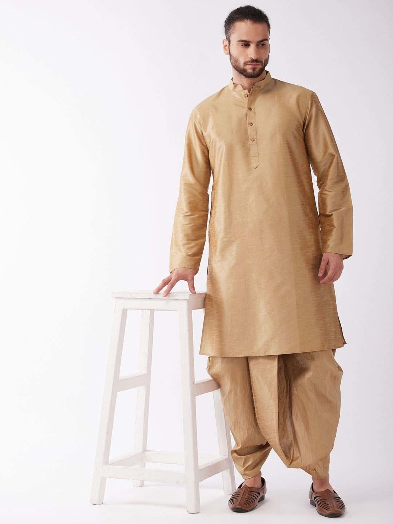 Sanwara White Regular Fit Chikankari Kurta & Churidar Set