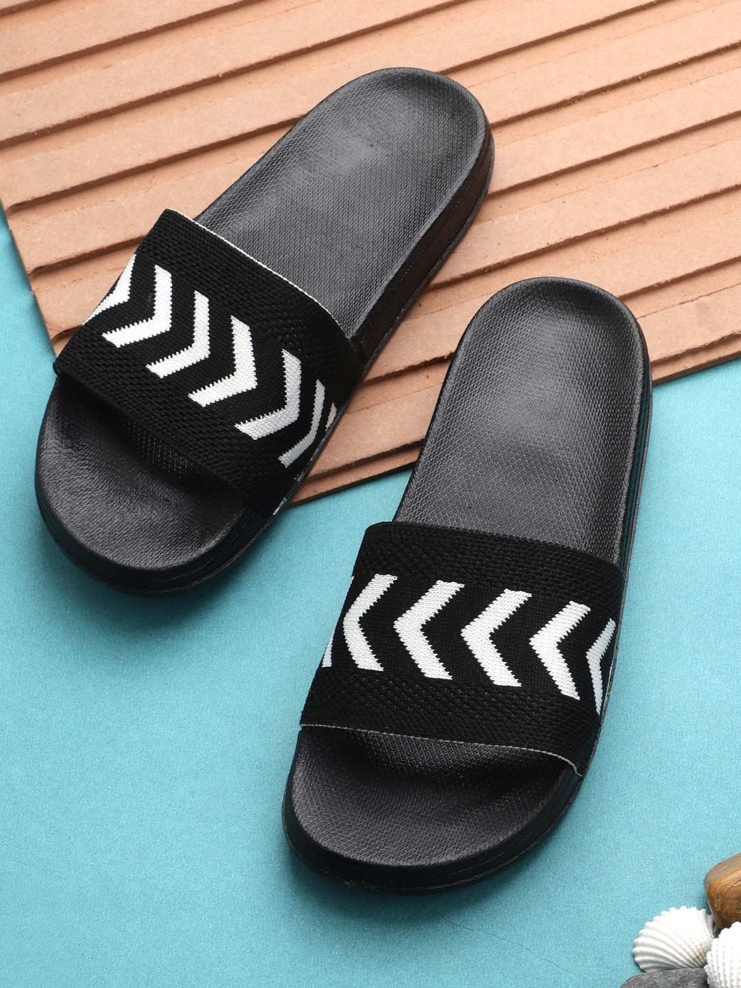 Pampy Angel Women's Black Casual Sandals