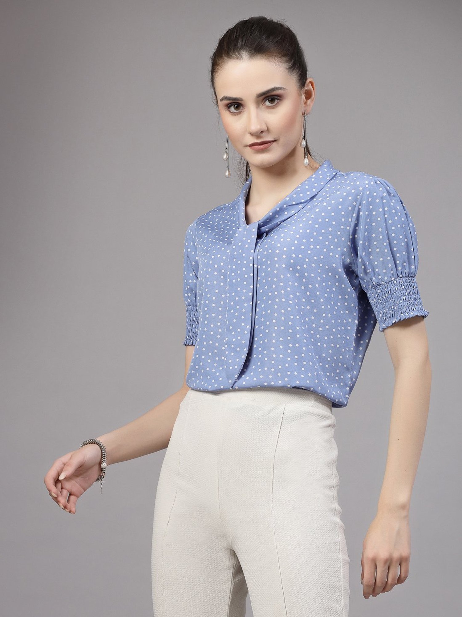 Style Quotient Blue & White Printed Top