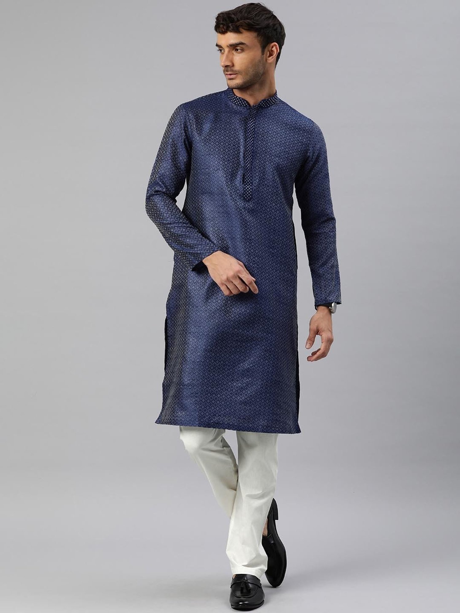 Manthan Dark Blue & White Regular Fit Self Design Kurta & Churidar Set