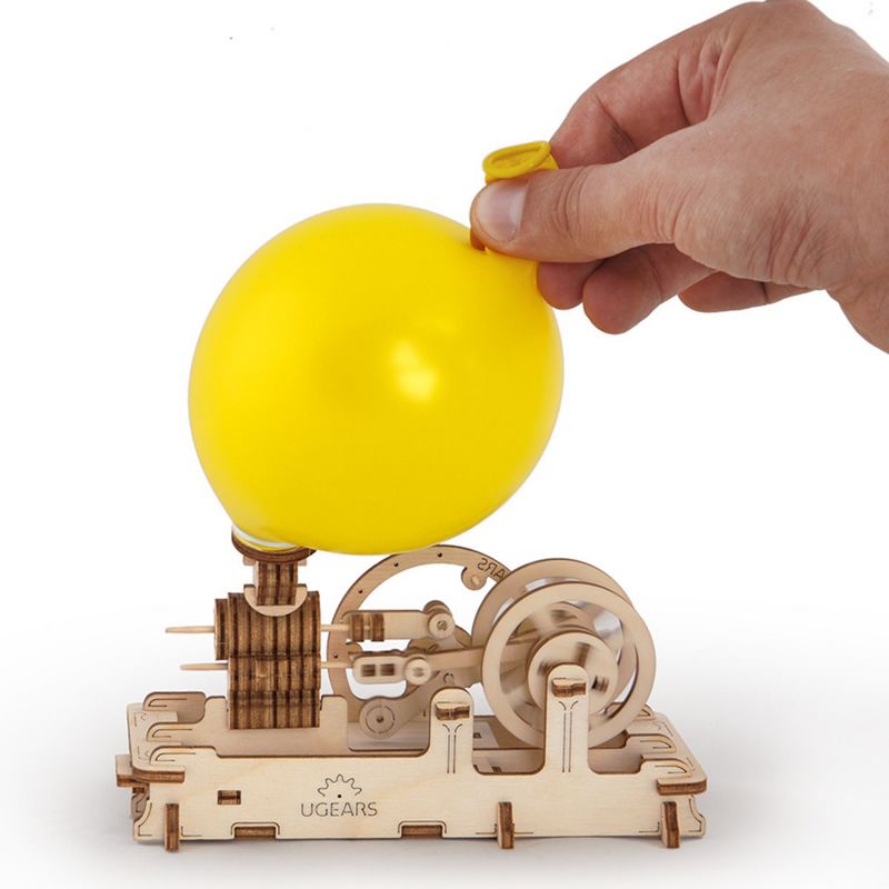 UGears Pneumatic Engine - Mechanical Model Kit