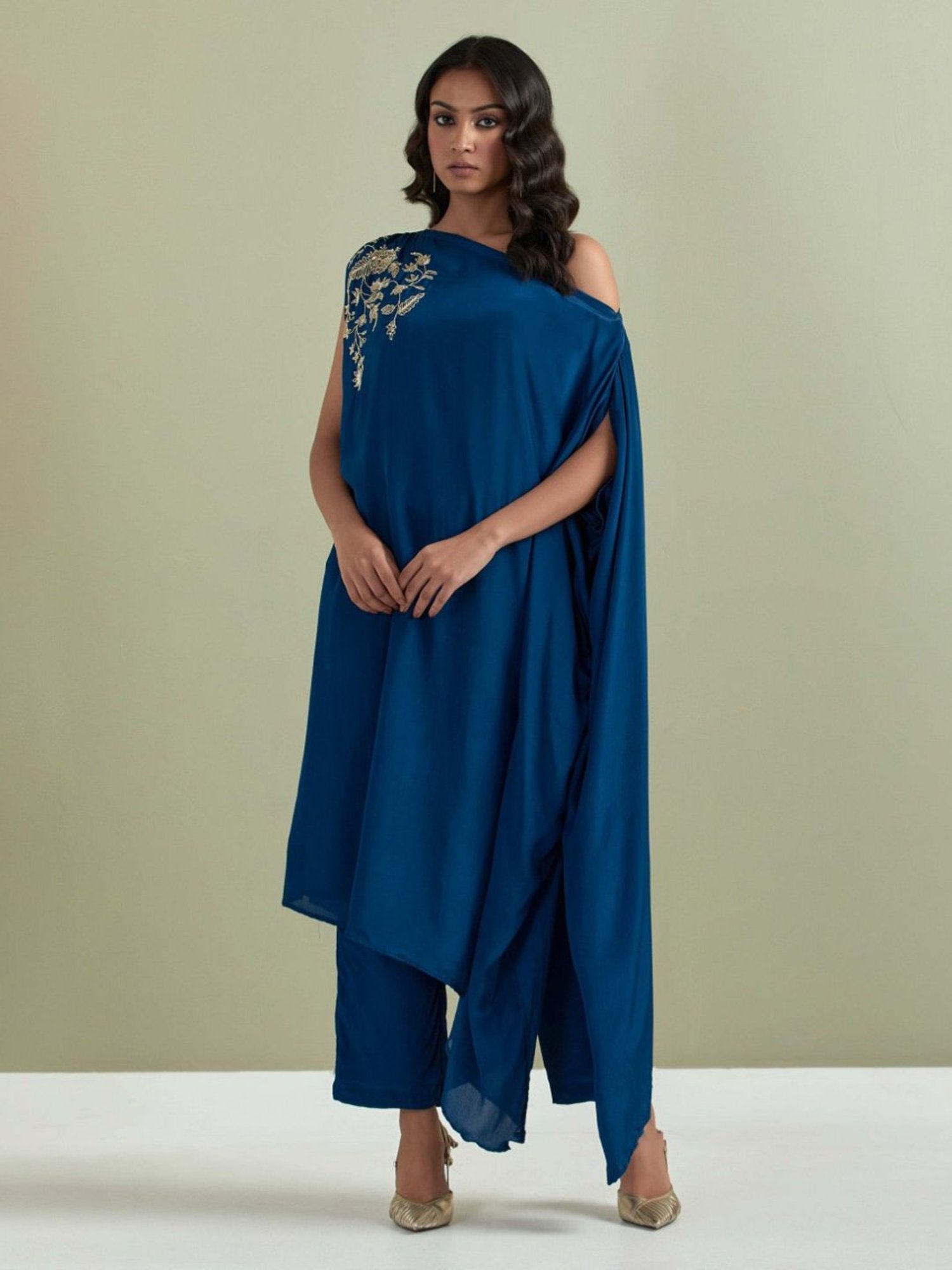Priya Chaudhary Blue Saranya Embroidered Crepe Kurta with Pants