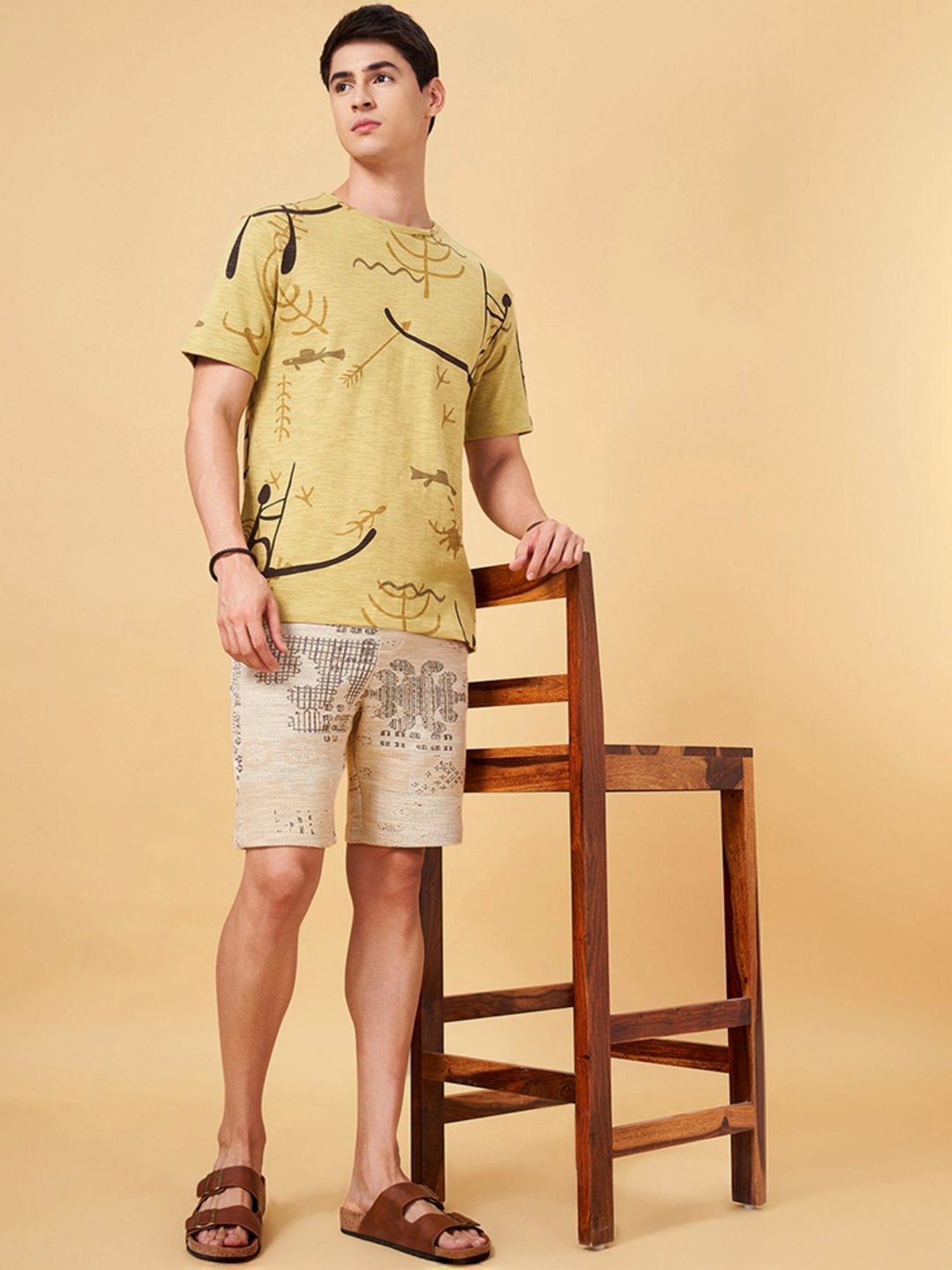 7 Alt By Pantaloons Bone White Regular Fit Printed Shorts