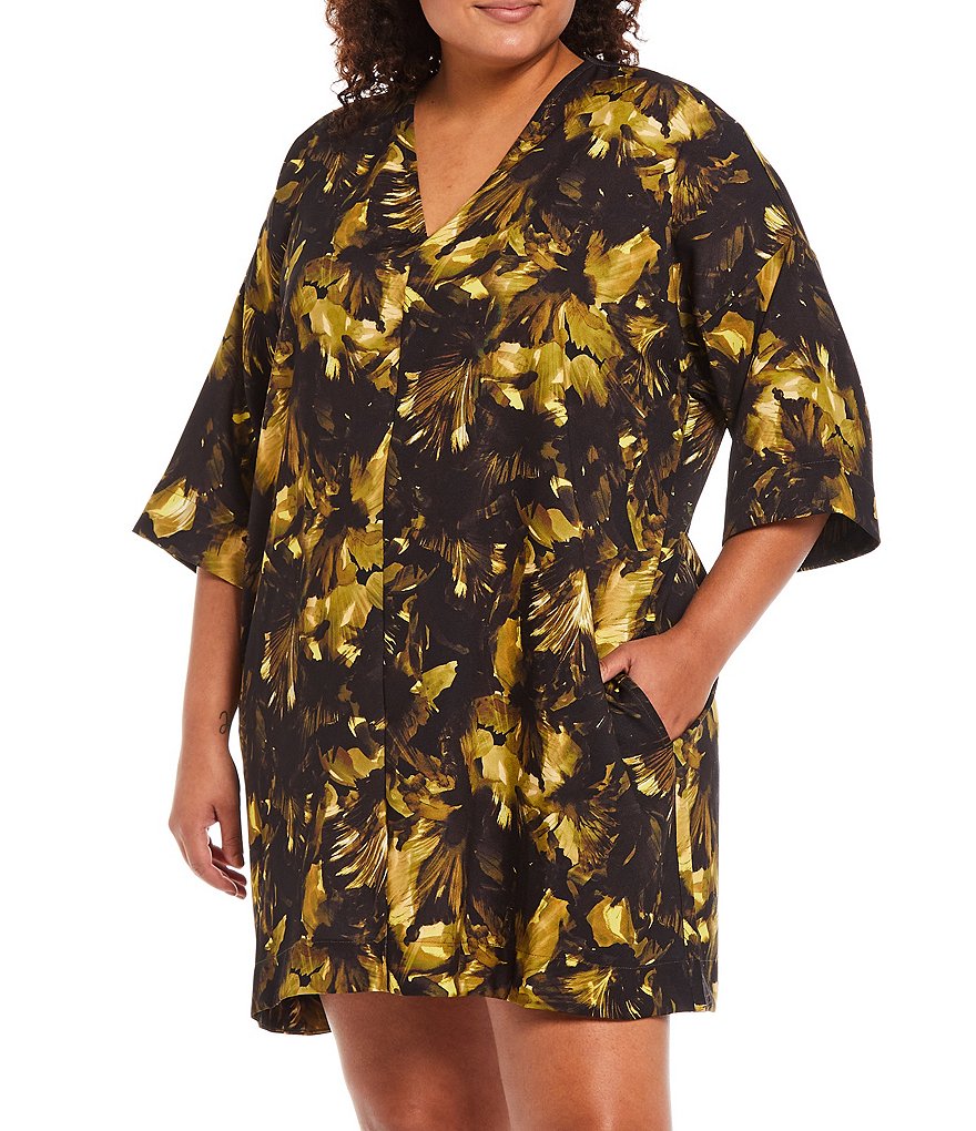 Jkara Plus V-Neck Short Sleeve Beaded Bodice Capelet Gown