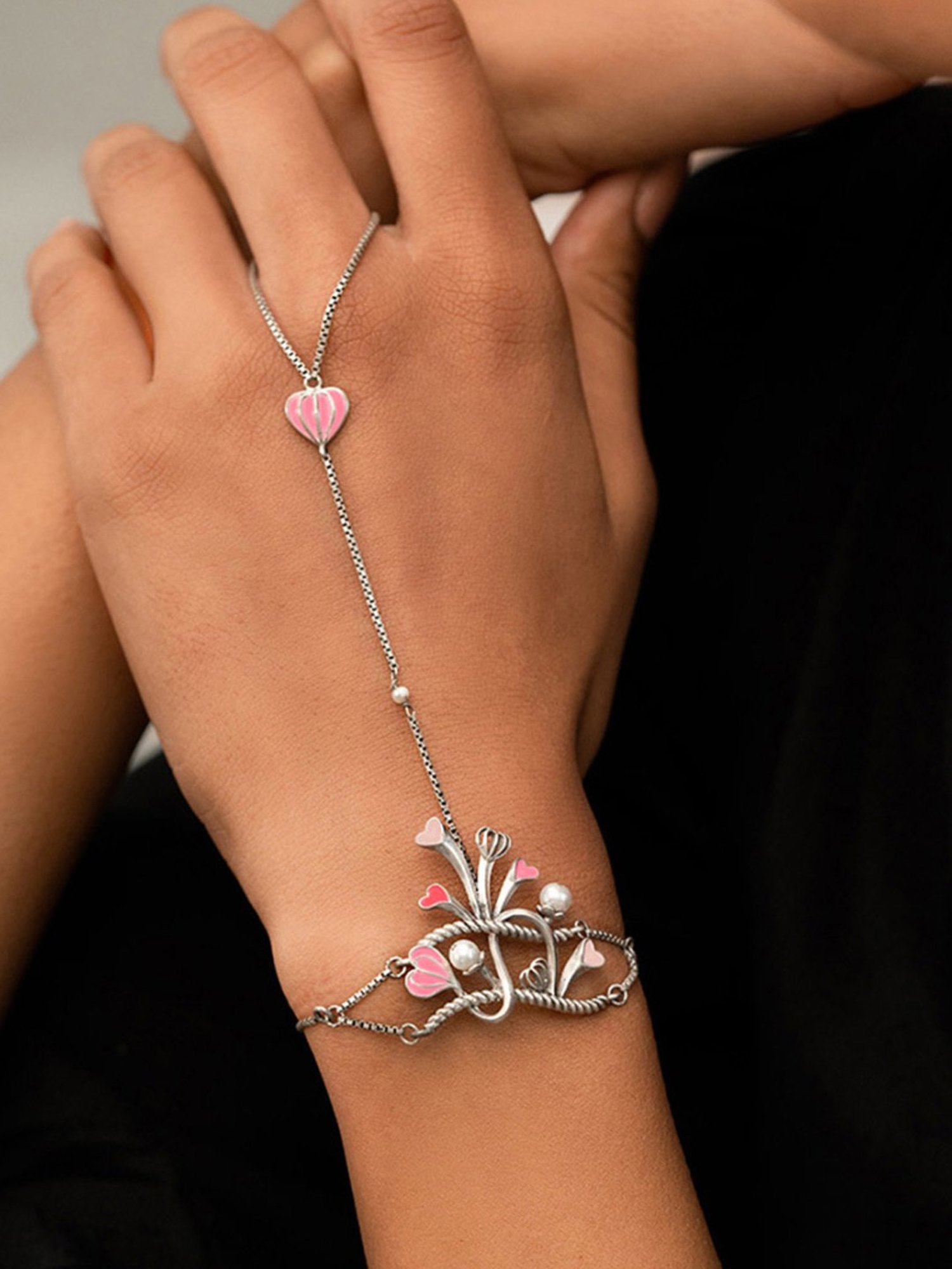 Shaya 92.5 Sterling Silver For the Love of Learning Heart Bracelet for Women