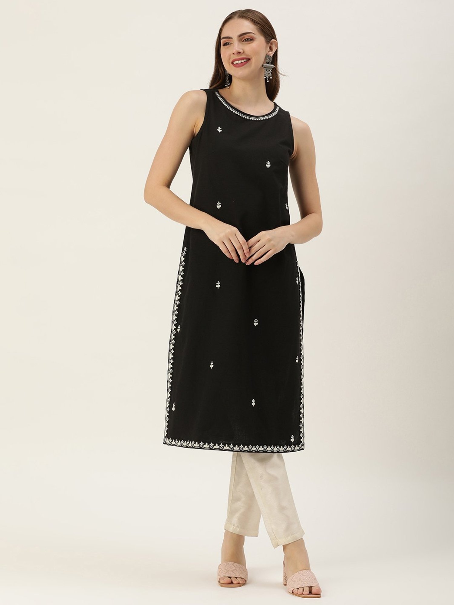 Amukti Black Embroidered A Line Kurta