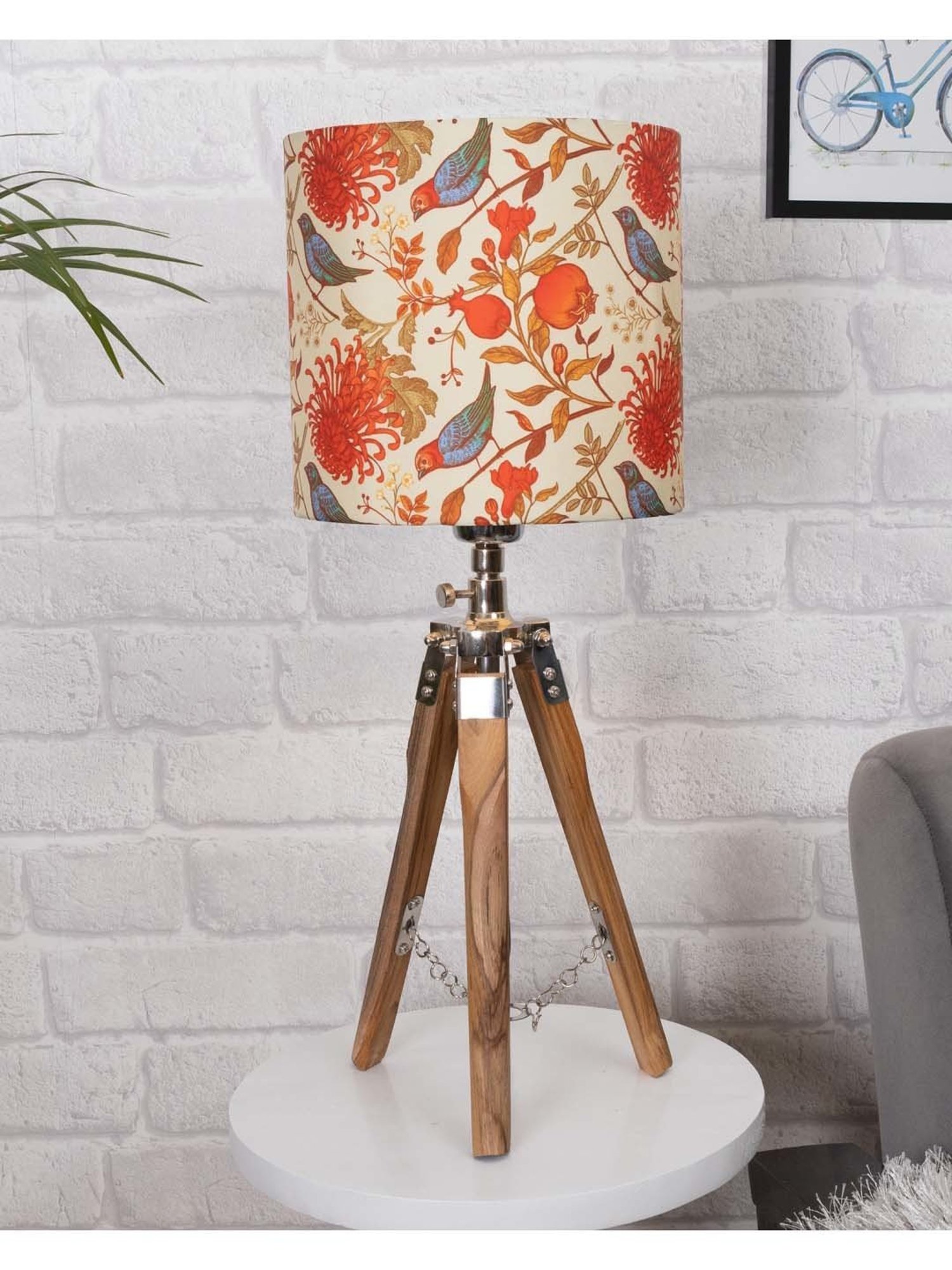 Homesake 'Modern' Multicolor Wood Table Lamp with Base - Set of 1