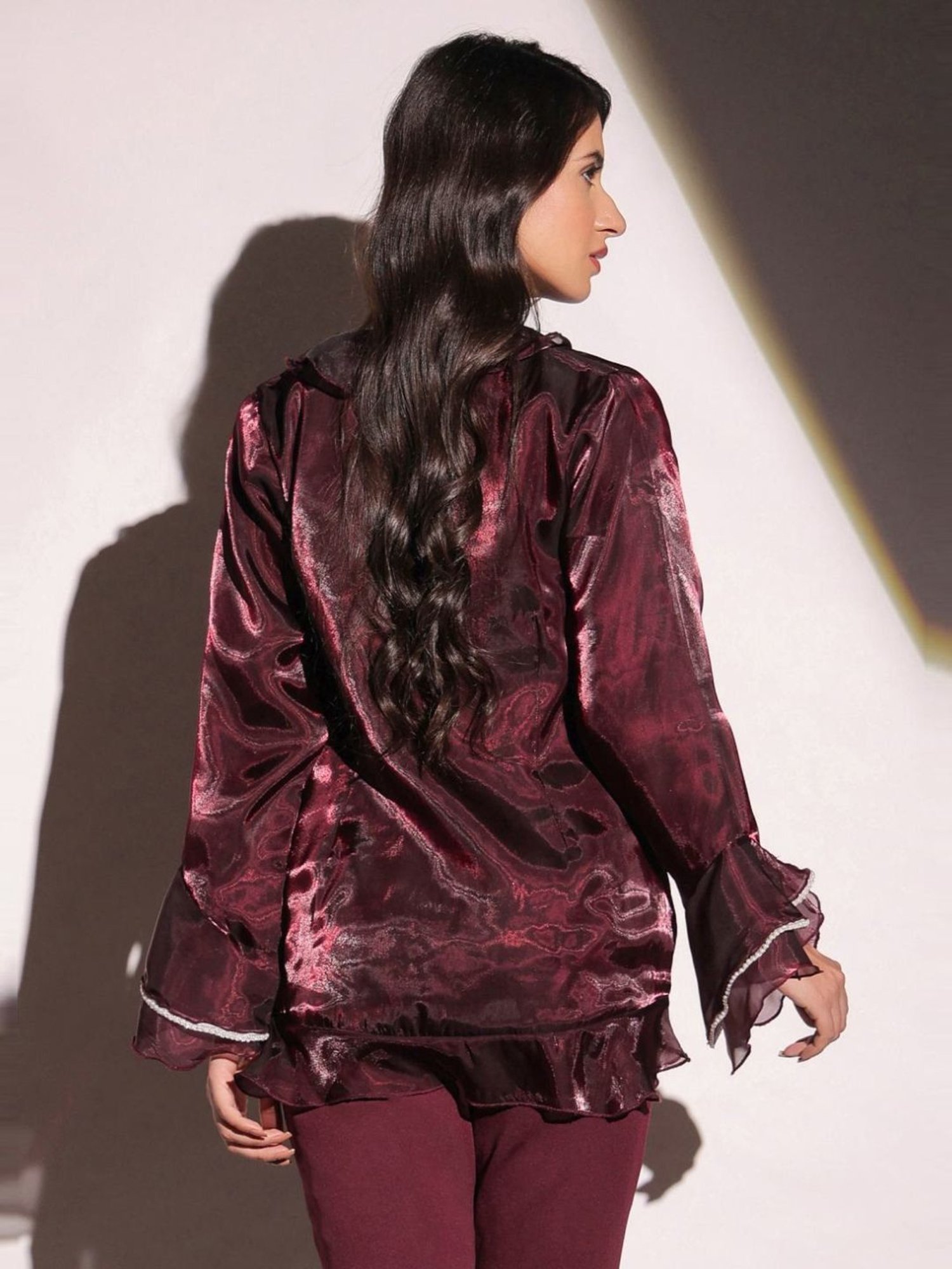 BInfinite Wine Showtime Rasin Ruffled Top