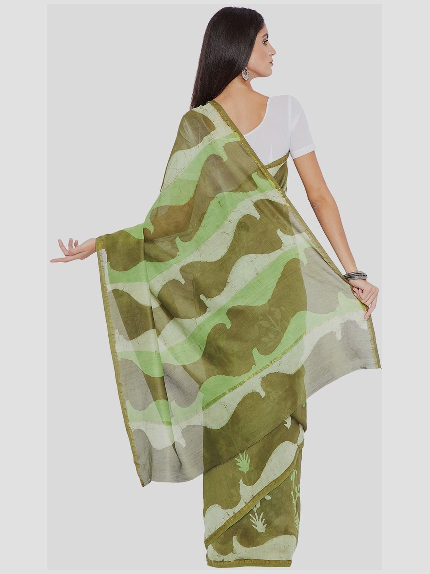 Kalakari India Green Printed Saree With Unstitched Blouse