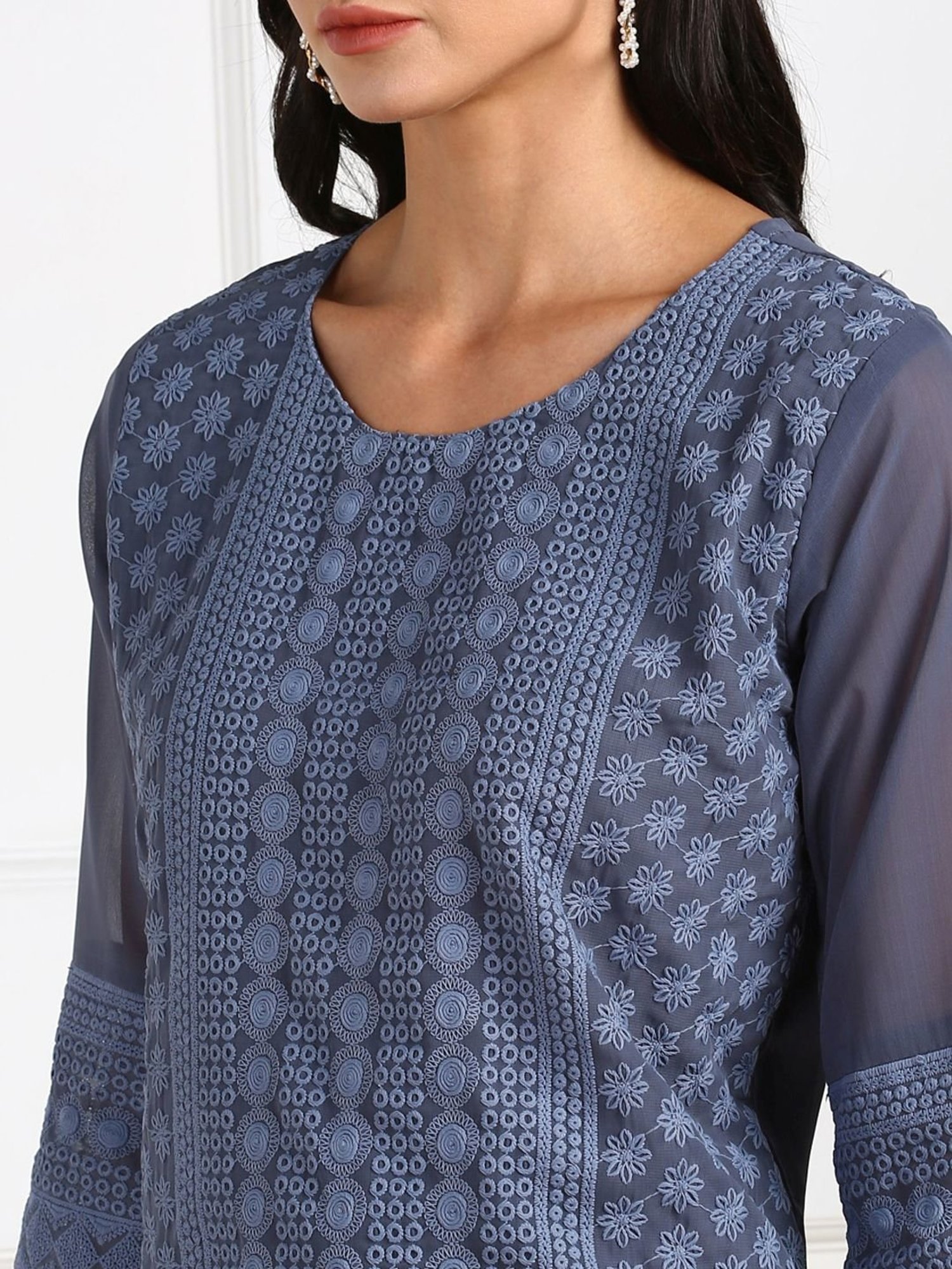 SWAGG INDIA Grey Embroidered Straight Kurta