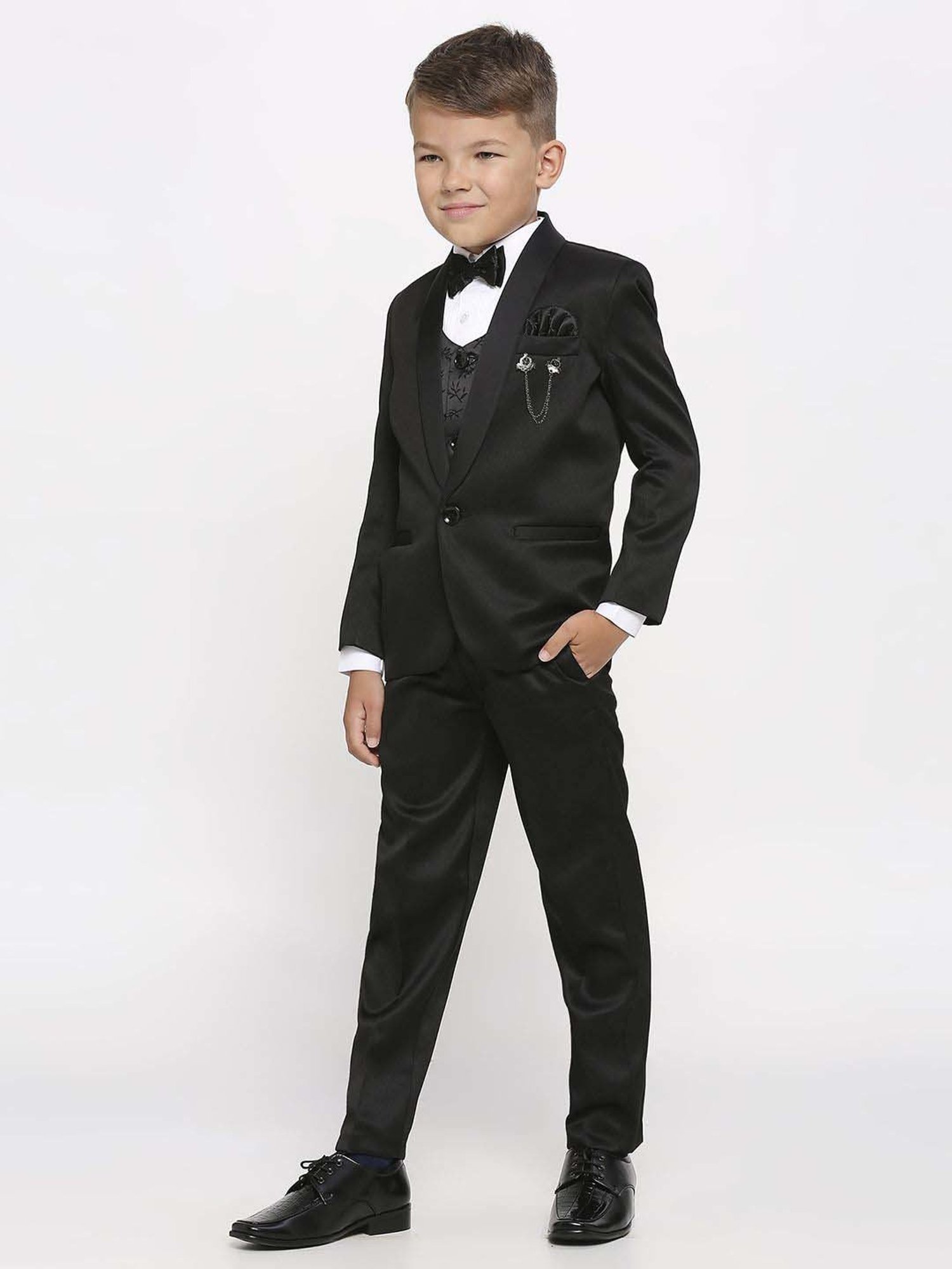 Kids Island Boys Black & White Jacquard Full Sleeves Suit Set