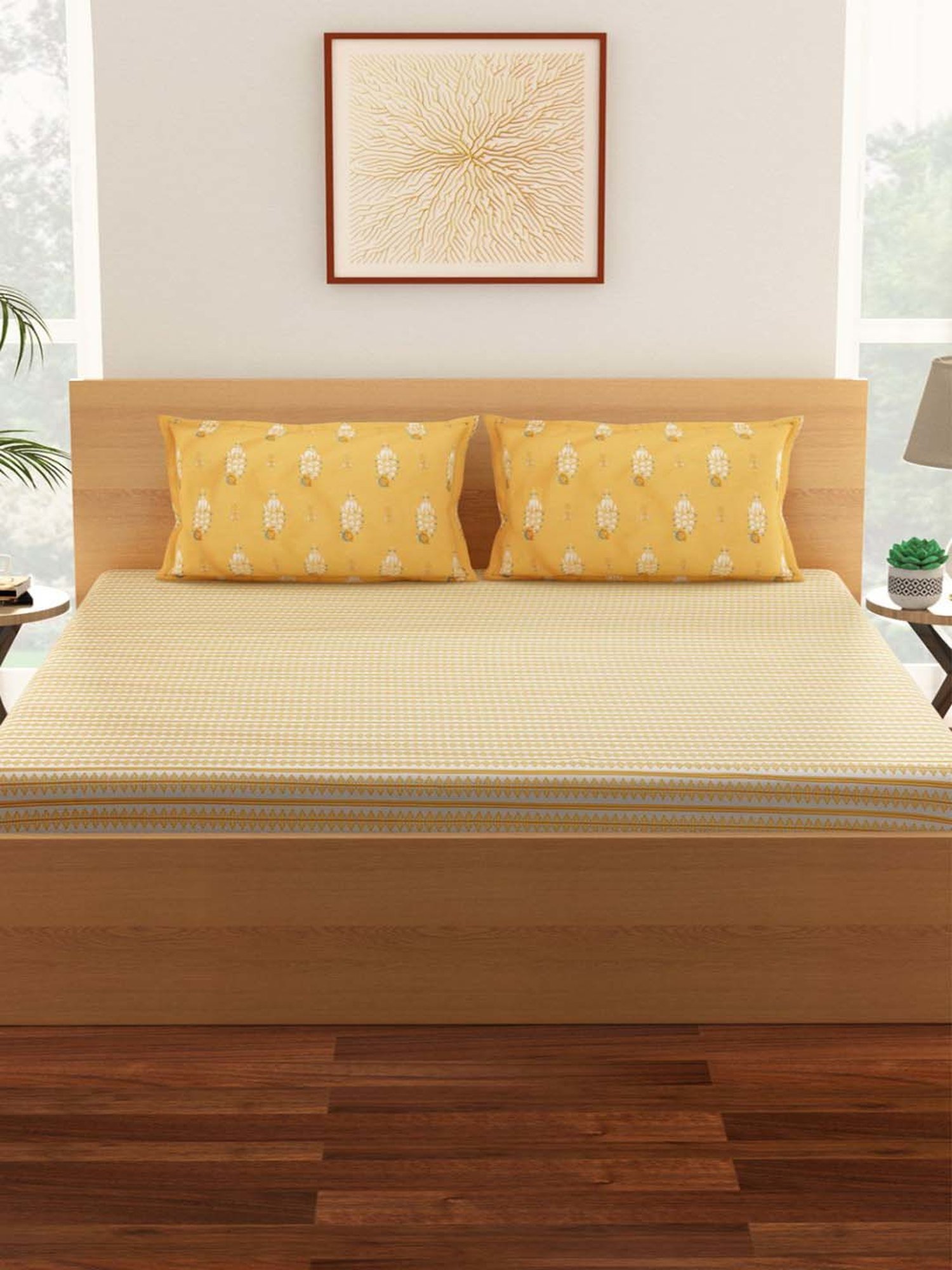 Living Scapes by Pantaloons Yellow Cotton Bedsheet With 2 Pillow Covers