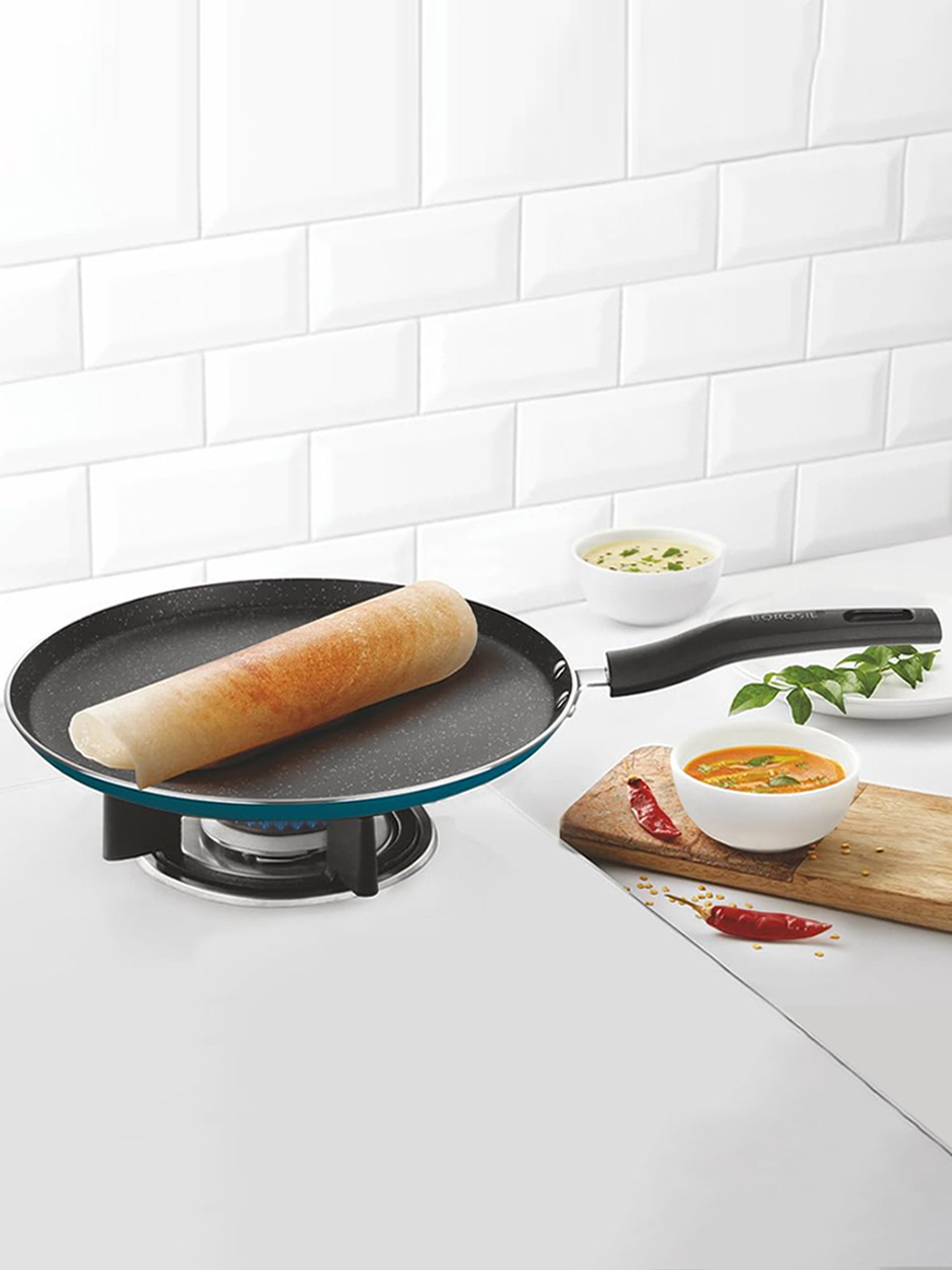 Borosil Aluminium 25 cm Induction Non-Stick Tawa with Wood-Finish Handle (Blue)