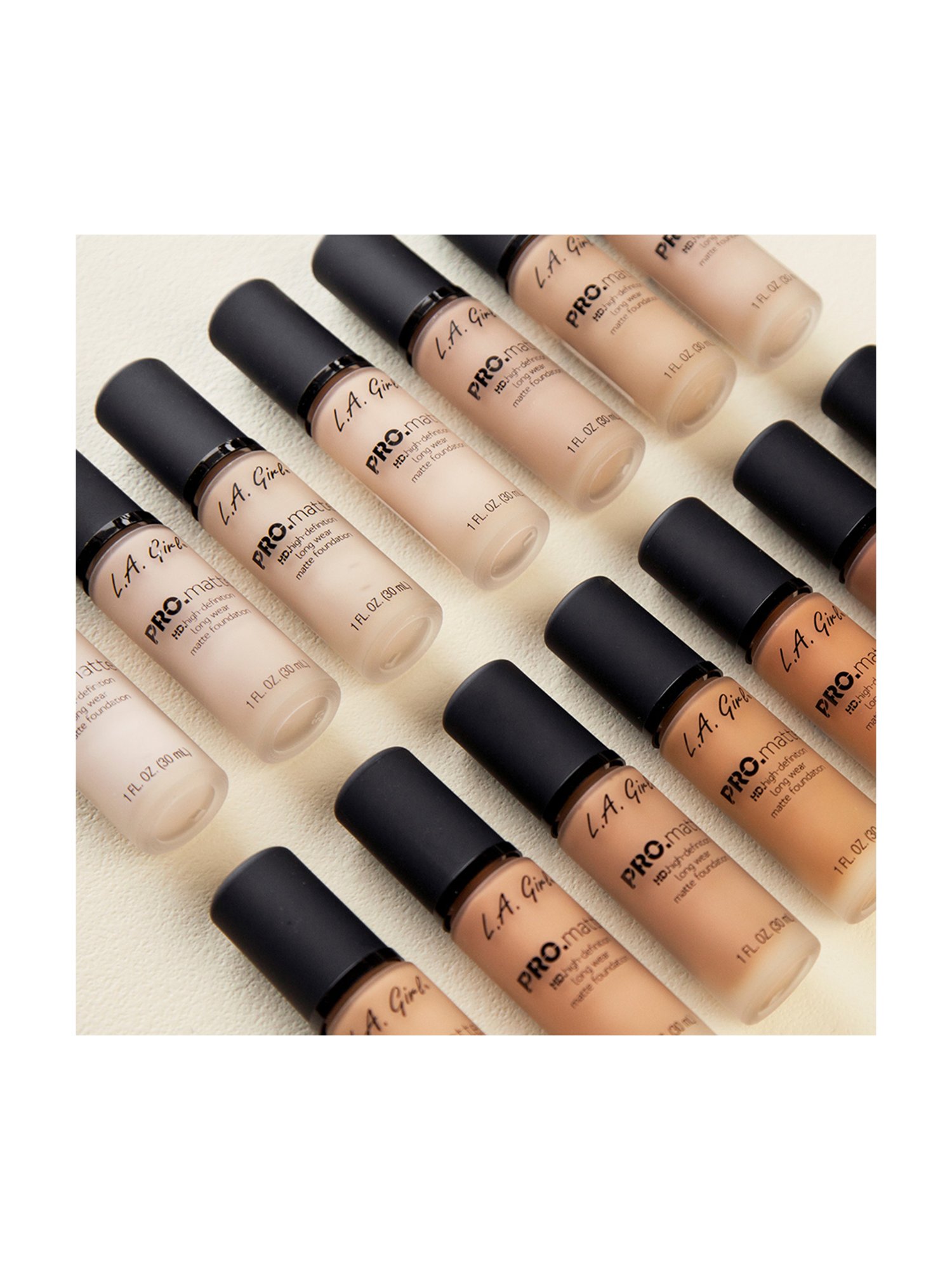 L.A. Girl HD PRO. Matte Foundation Ivory - 30 ml