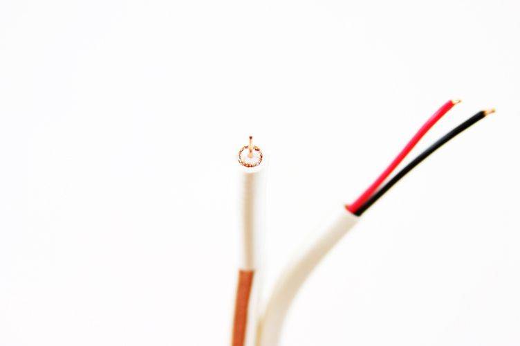 Five Star Cable 1000 ft. CMP RG59U Video Zip Combo Cable Box 1000 foot Plenum White RG59 Siamese Coaxial + 18 / 2 Power Cable Reel-in box