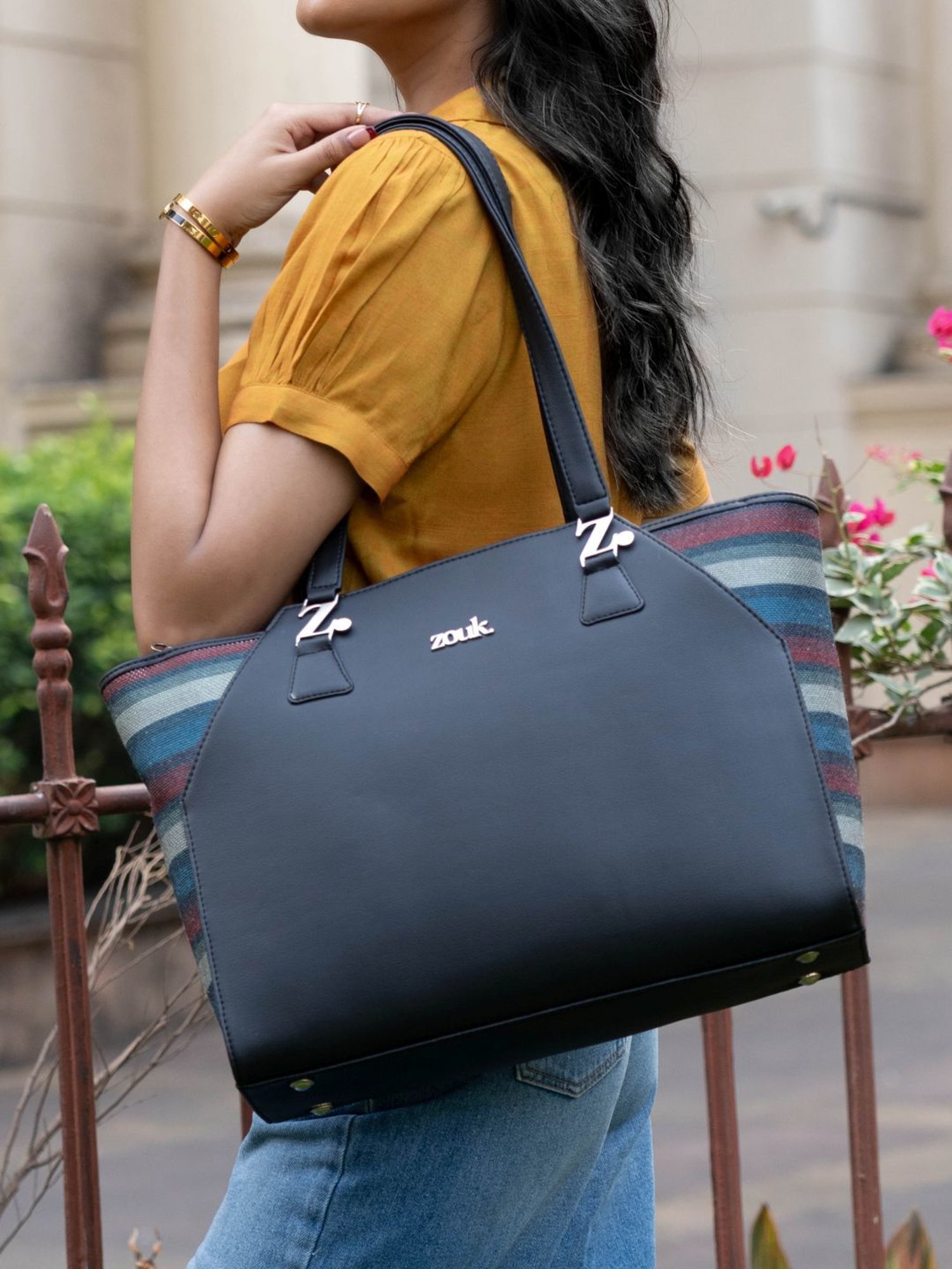 ZOUK Classic Black Printed Tote Bag