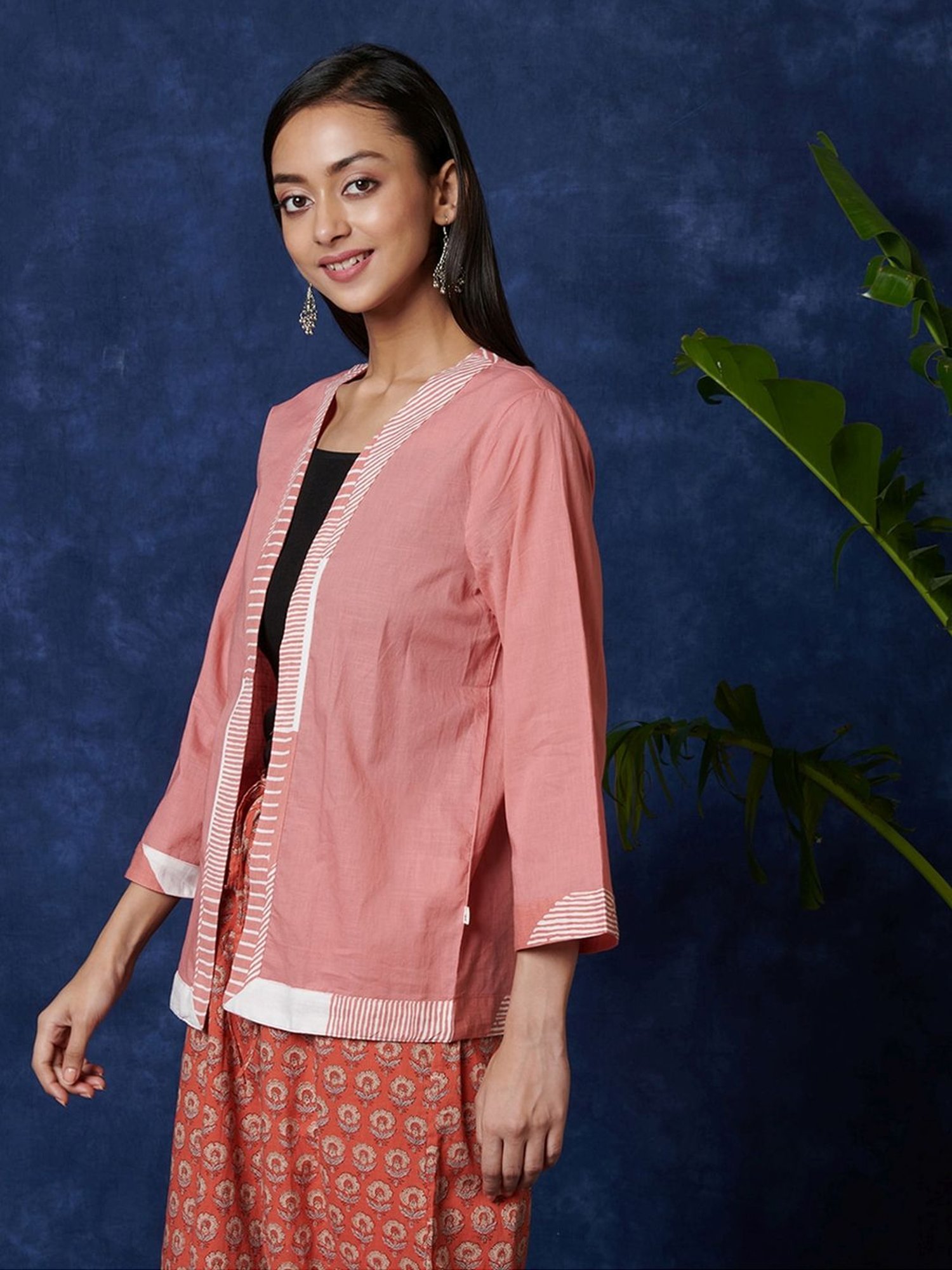 Fabindia Pink Cotton Printed Shrug