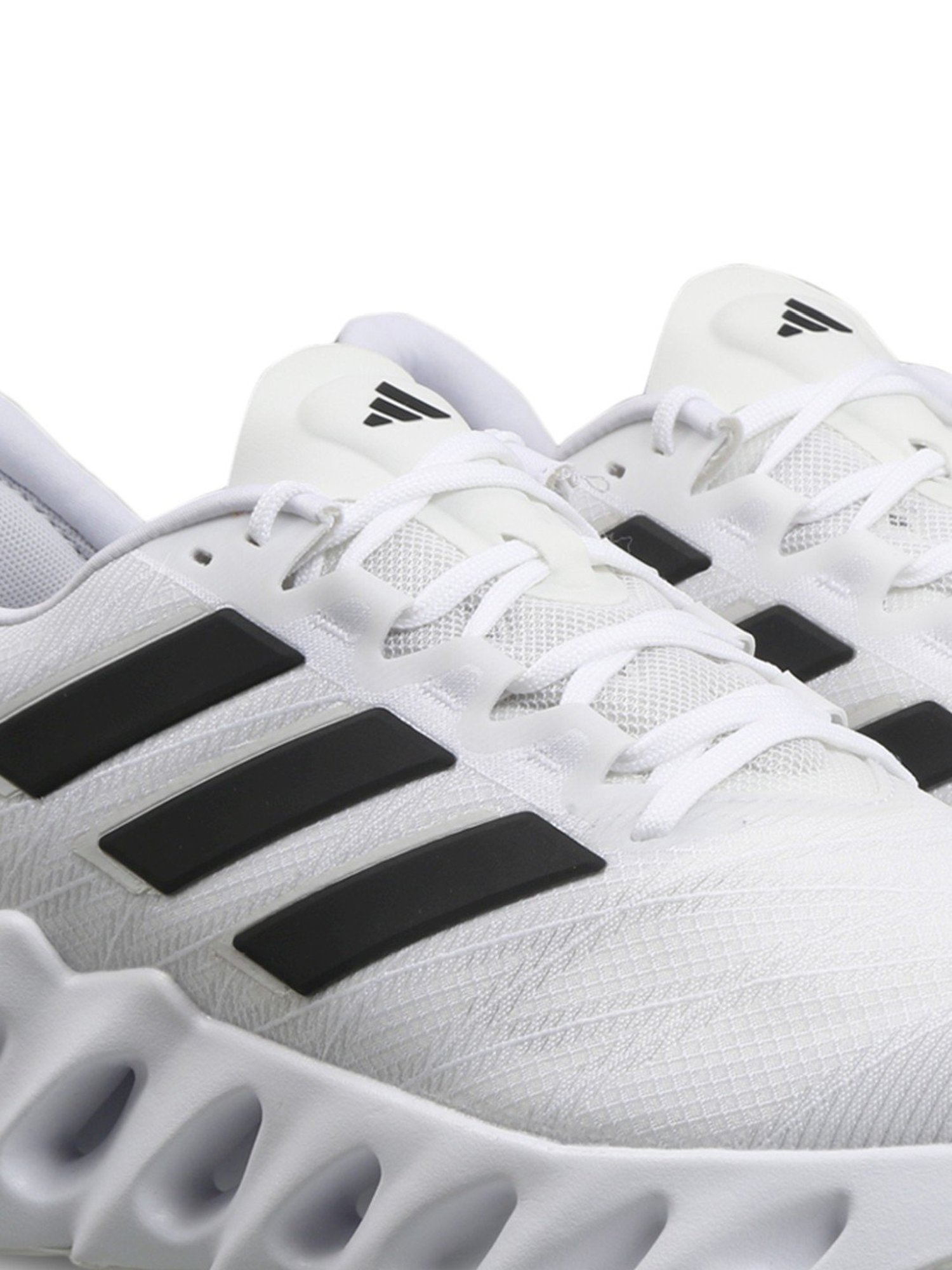 Adidas Men's SWITCH FWD 2 White Running Shoes