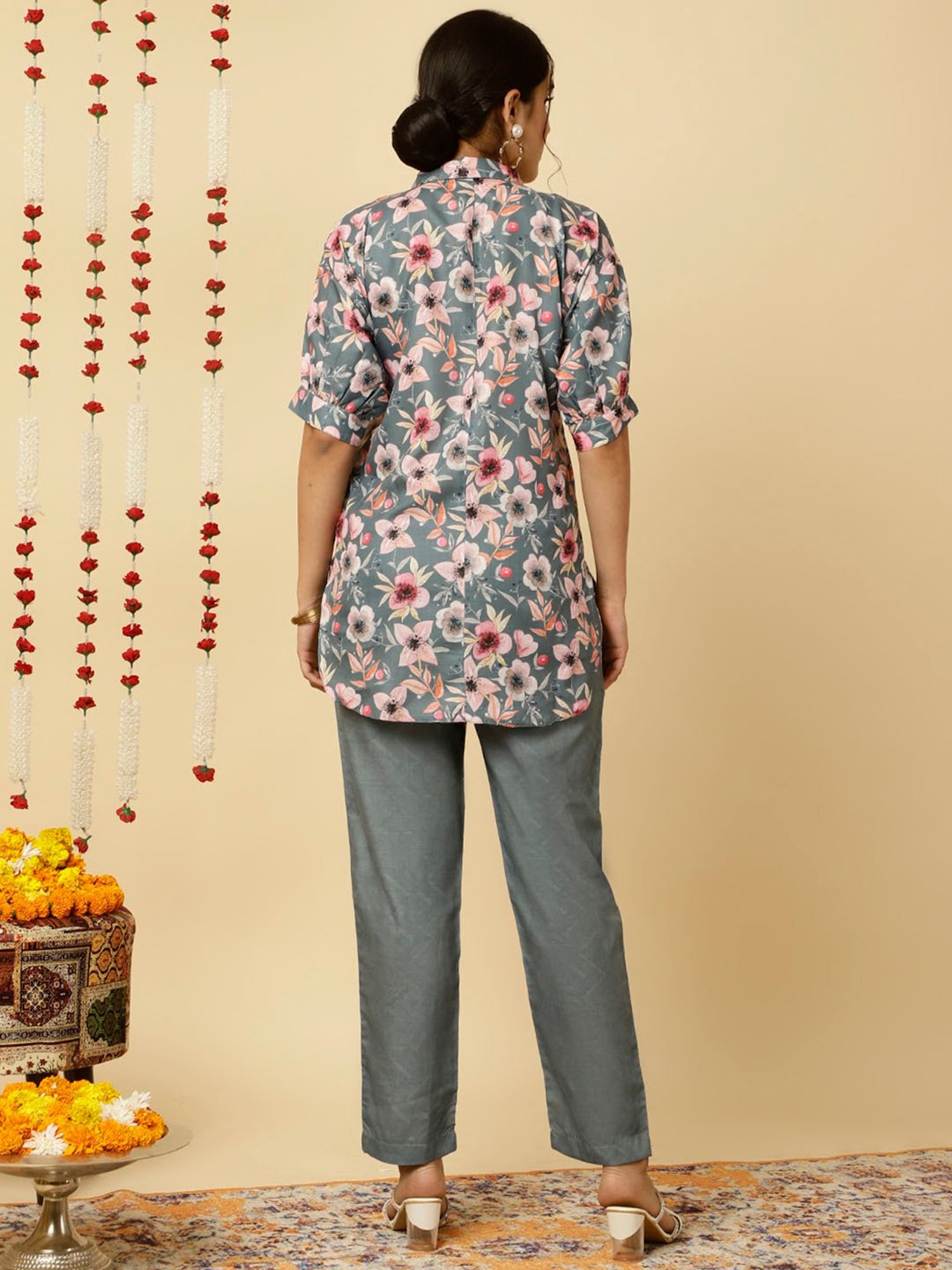 Jaipur Kurti Grey Floral Print Shirt & Pant Set