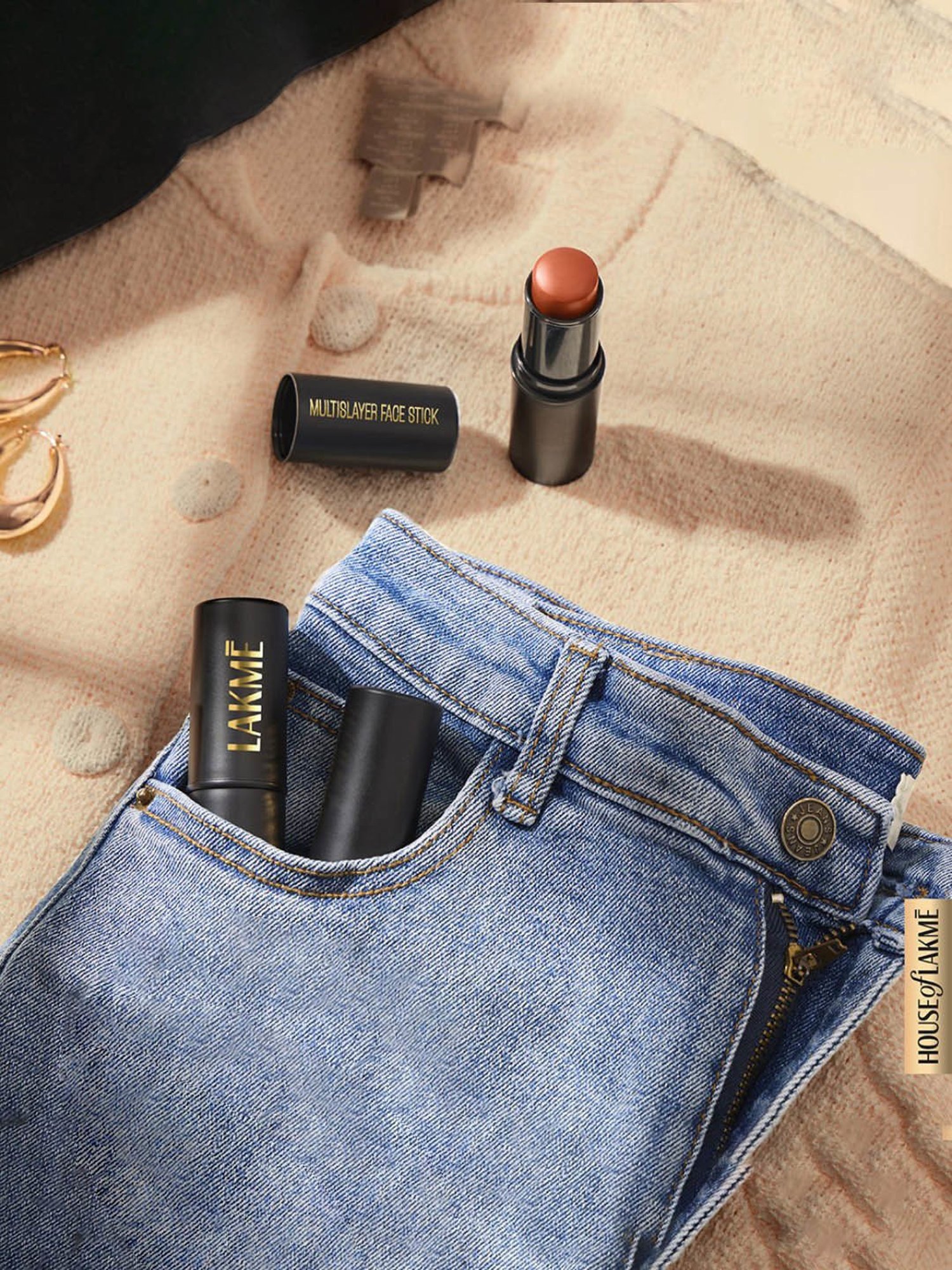 Lakme Facelift Multislayer Blush Stick Pink Powerhouse - 13 gm