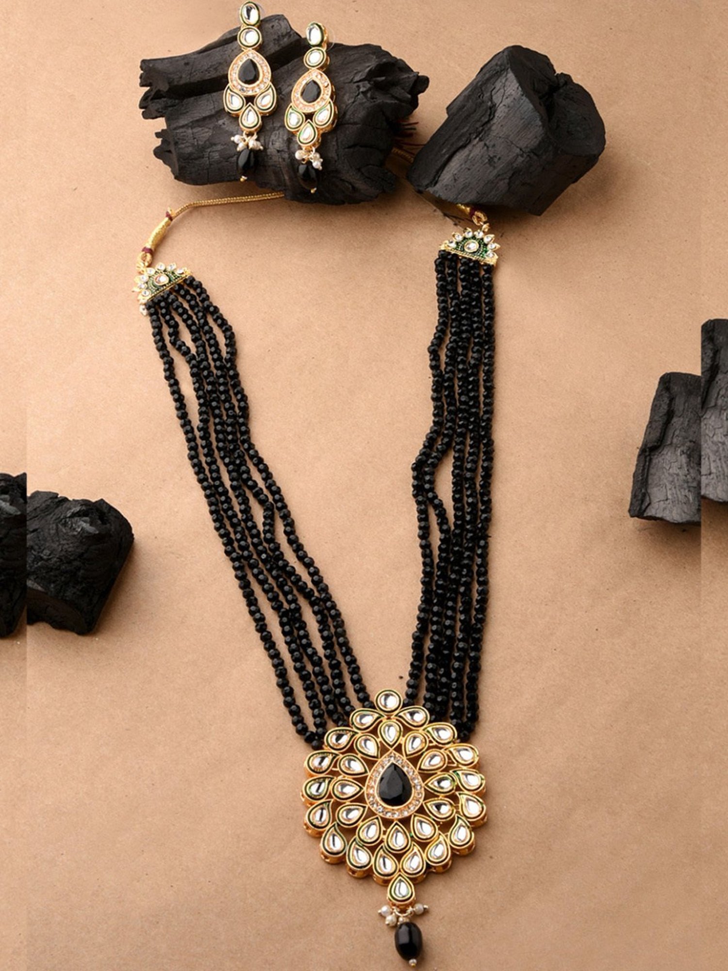 Fida Ethnic Indian Black Jewellery Set