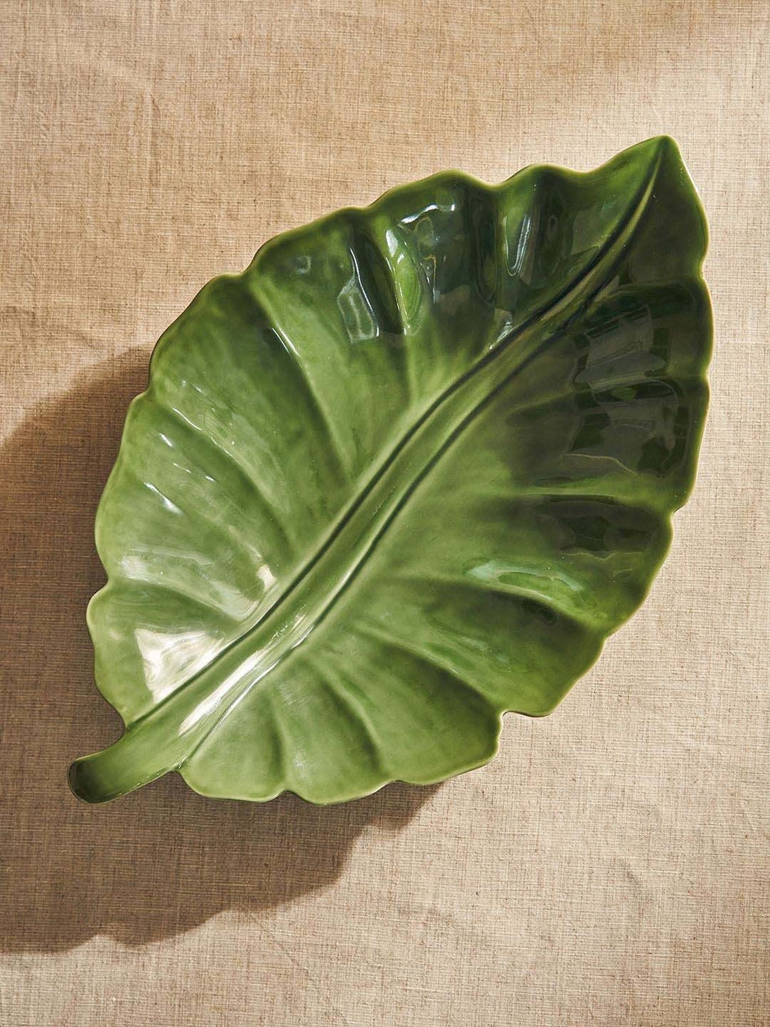 Mikasa Serenity Black Ceramic 20 cm Side Plate