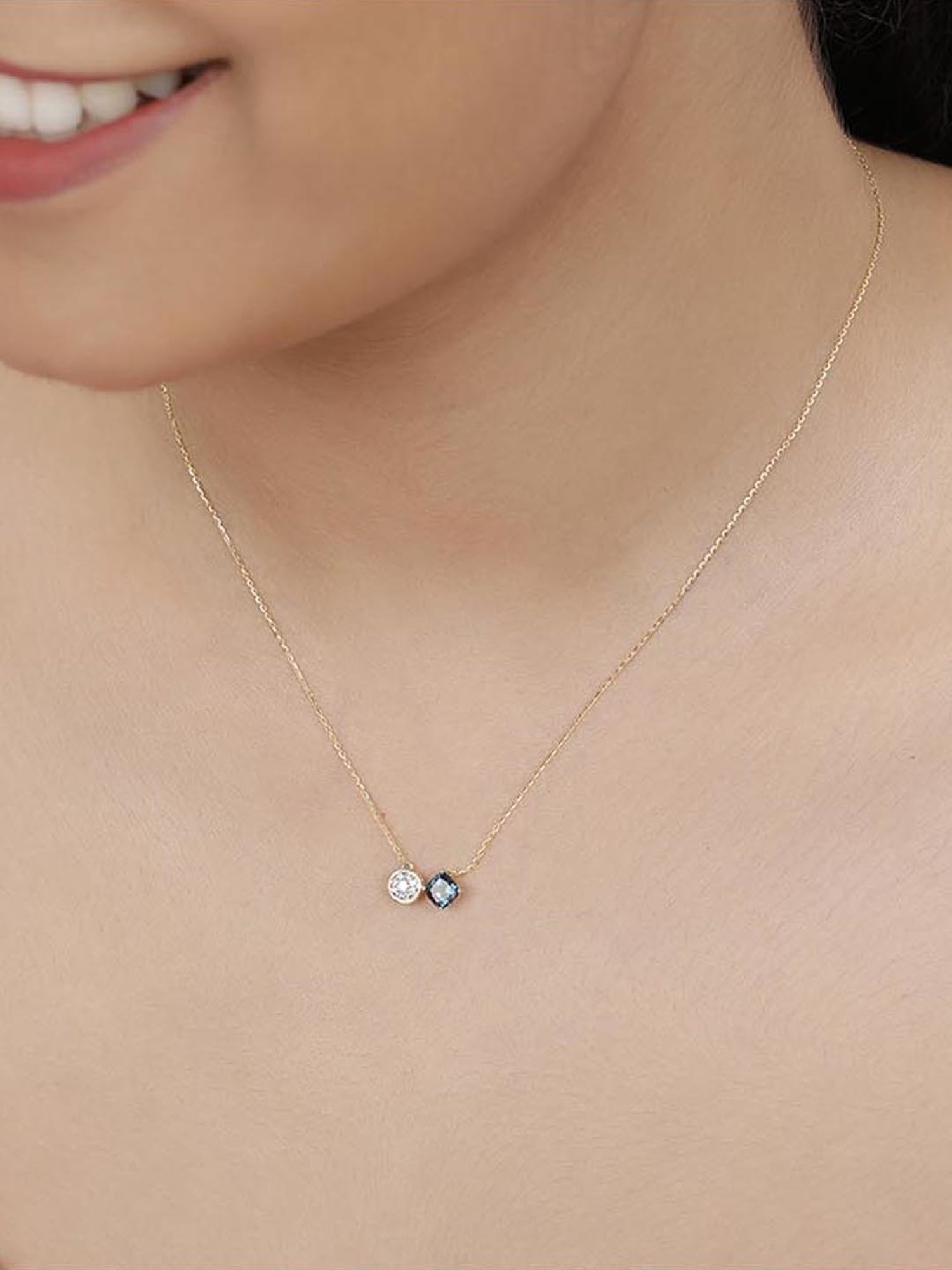 P.N.Gadgil Jewellers 18k Gold Infinity Florall Diamond Necklace For Women