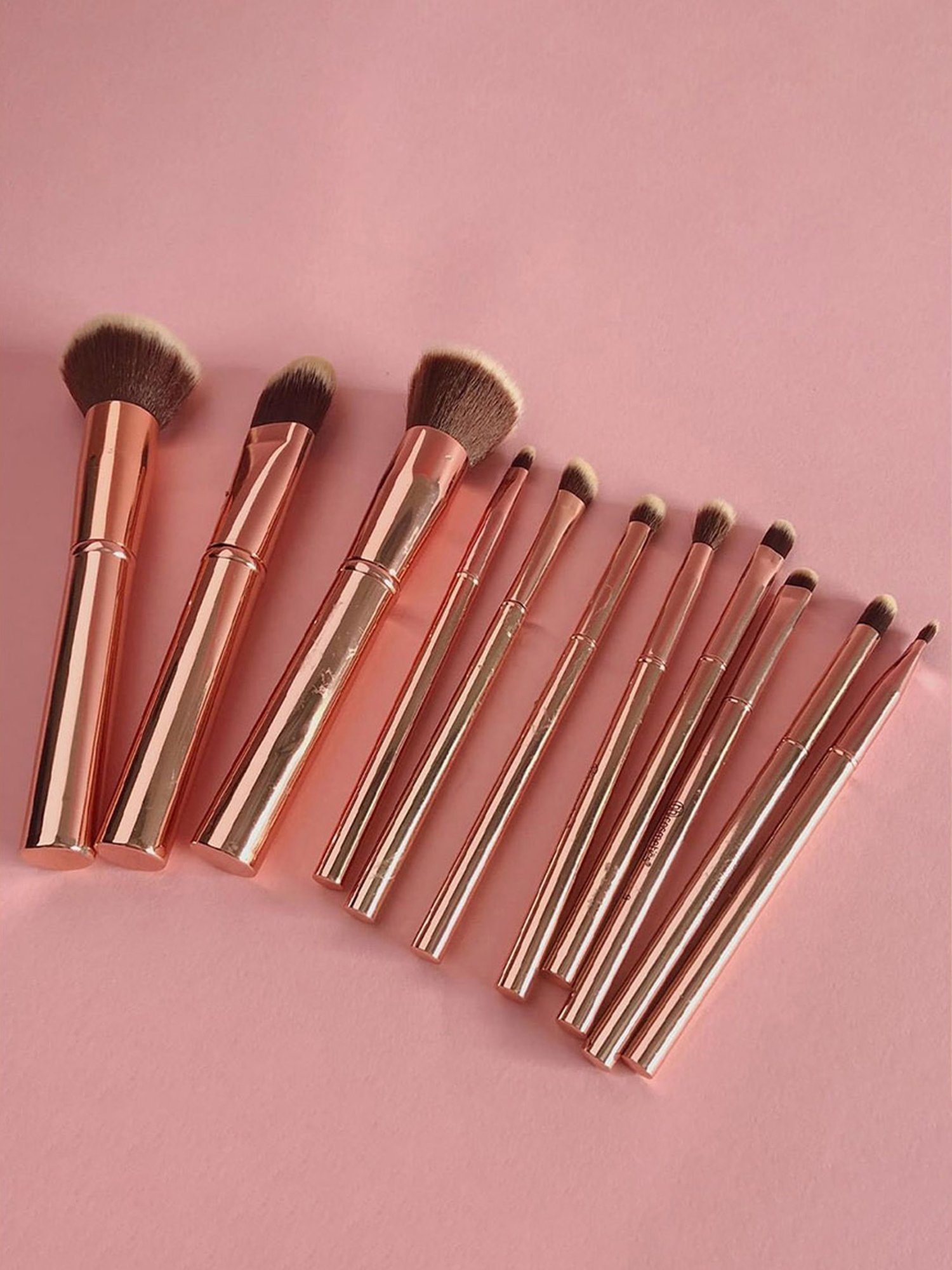 BH Cosmetics Metal Rose Brush Set with Cosmetic Bag