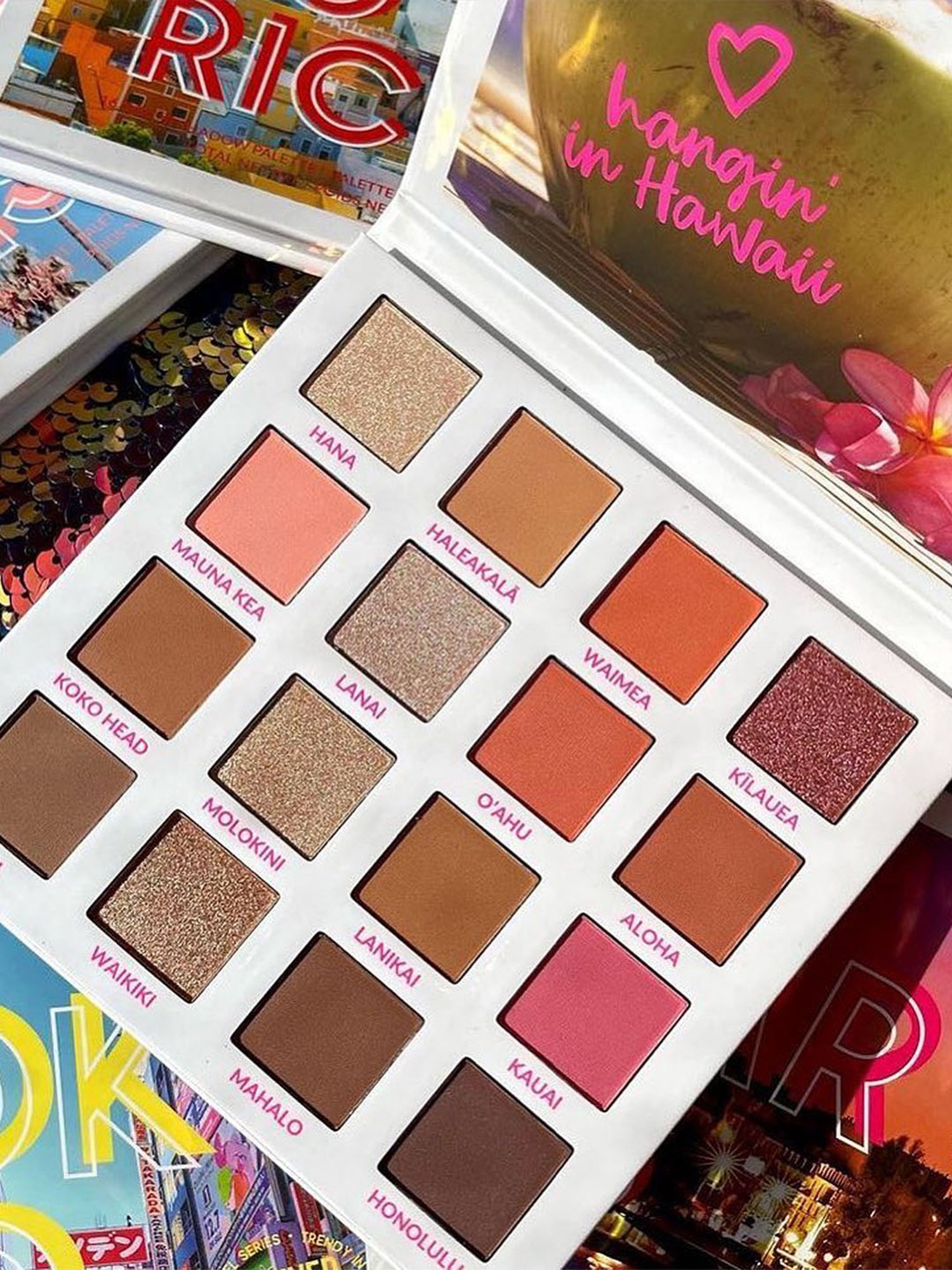 BH Cosmetics Hangin' In Hawaii Eyeshadow Palette - 16 gm