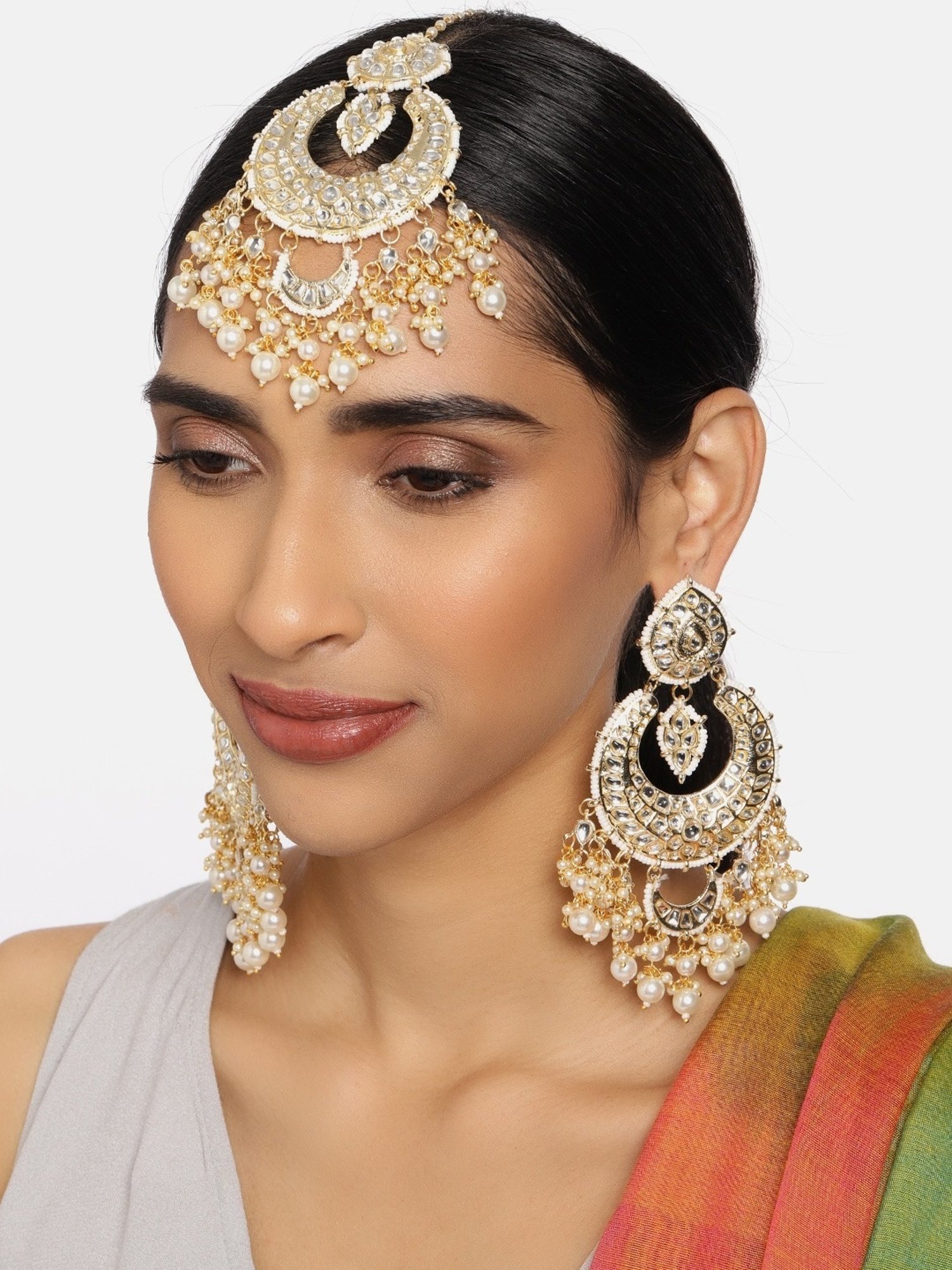 Zaveri Pearls Gold Tone Kundan & Pearls Bridal Collection Earring & Maangtikka Set-ZPFK9994
