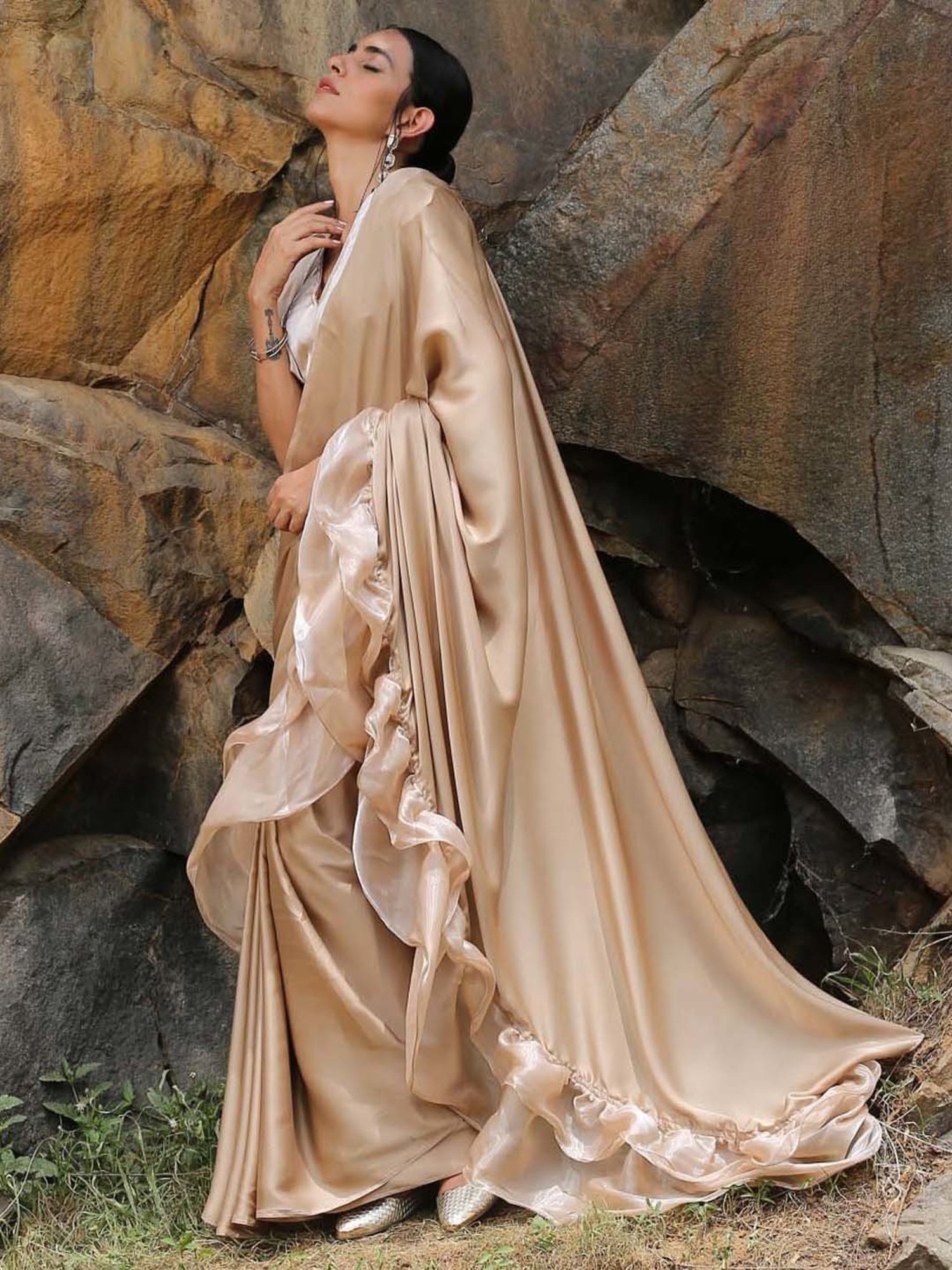 Swtantra Beige Satin Saree