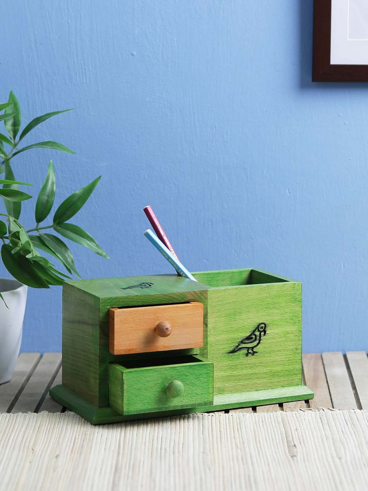 VarEesha Light Green Wood Penstand with Drawer- Set of 1